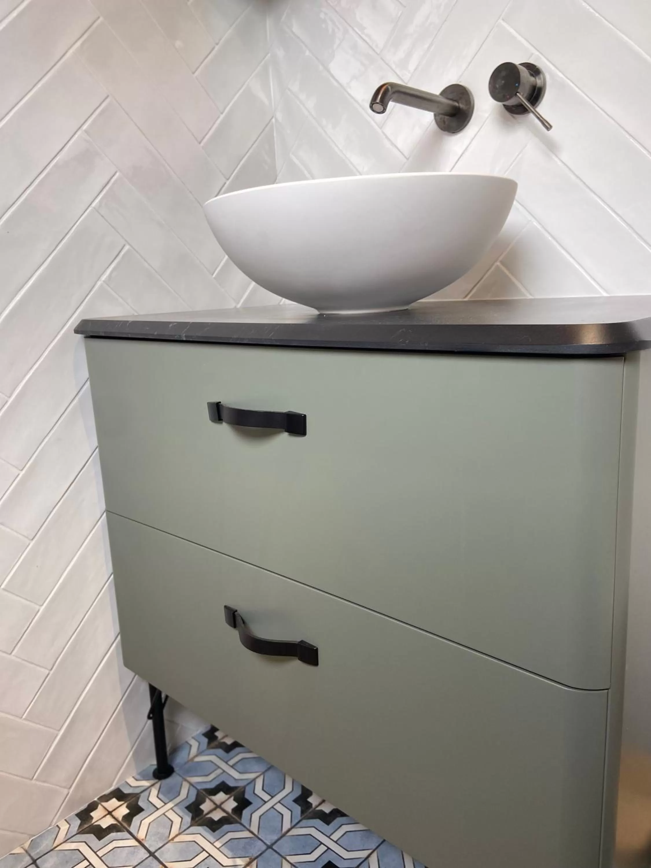 La Suite de l'Abbaye - climatisation et petit dej