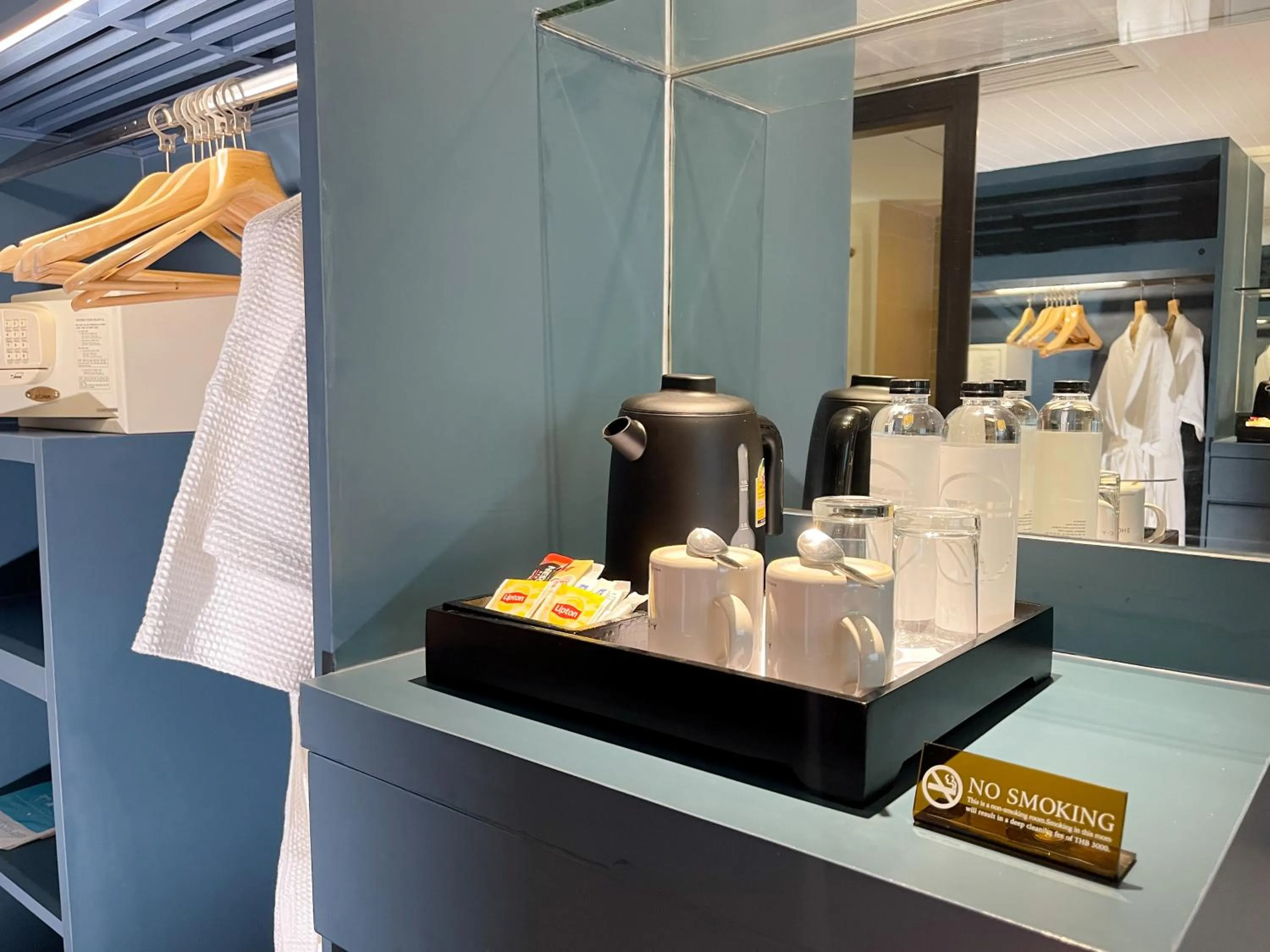 Coffee/tea facilities in A-ONE Bangkok Hotel