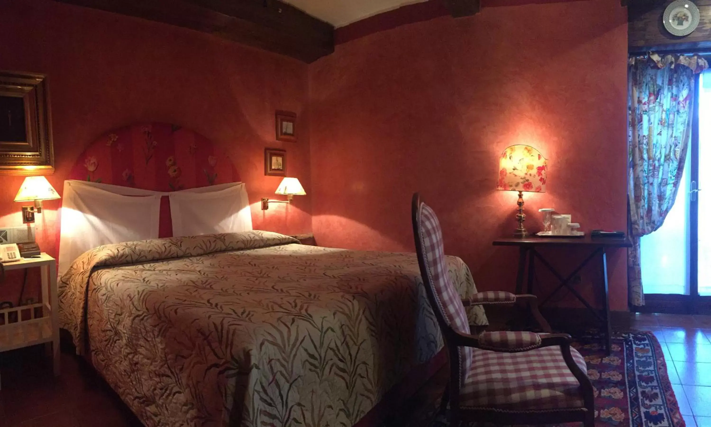 Double Room in Hotel Gabbia D'Oro Double Room in Hotel Gabbia D'Oro