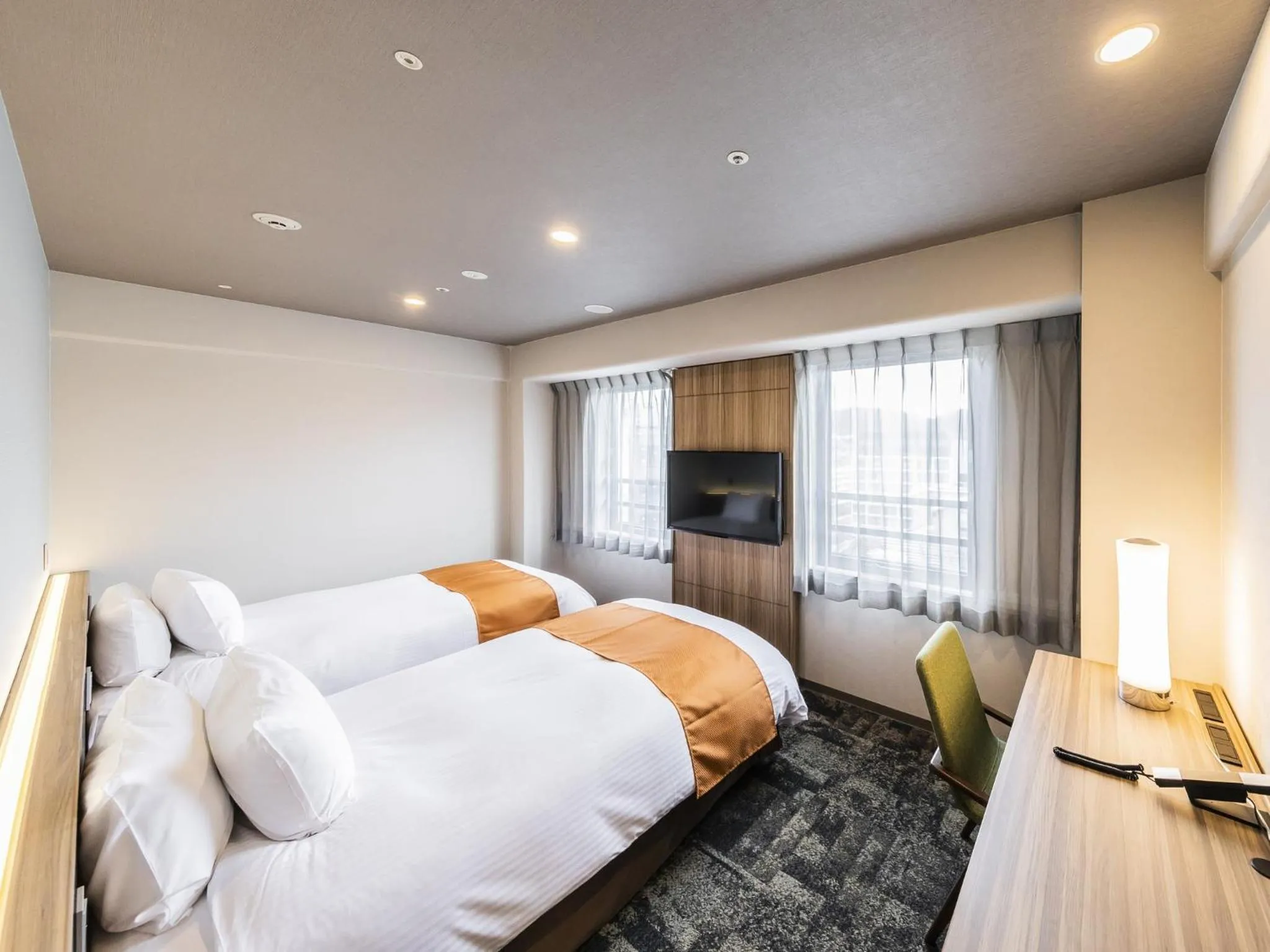 Superior Twin Room - Non-Smoking in El Inn Kyoto