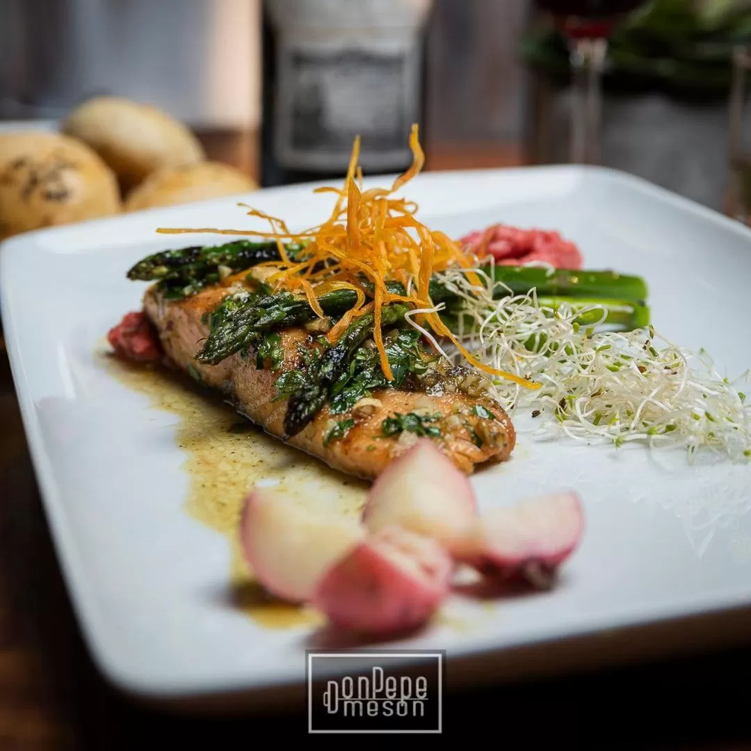 Food and drinks in Hotel Victoria