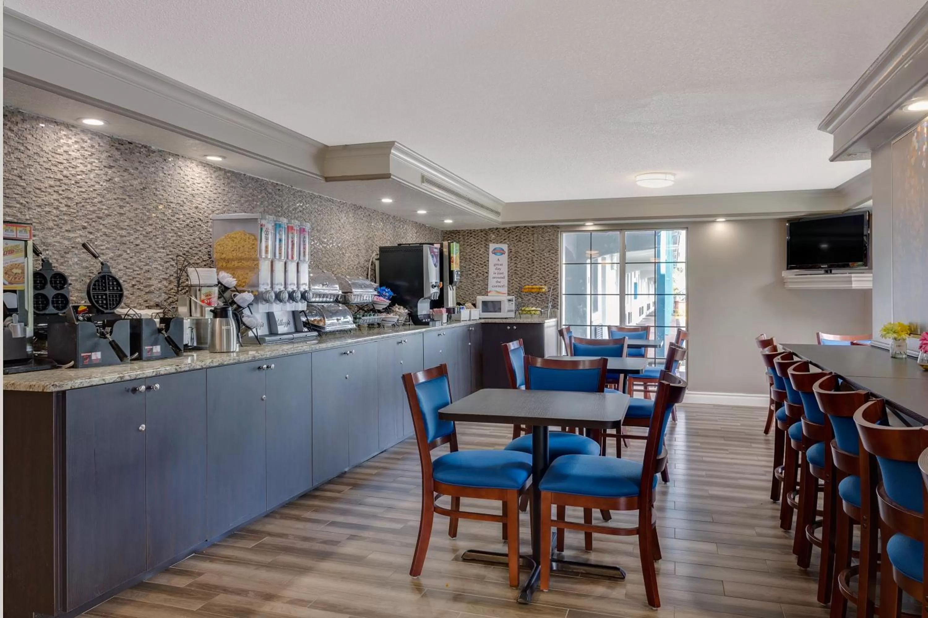 Continental breakfast in Baymont by Wyndham Jacksonville Orange Park