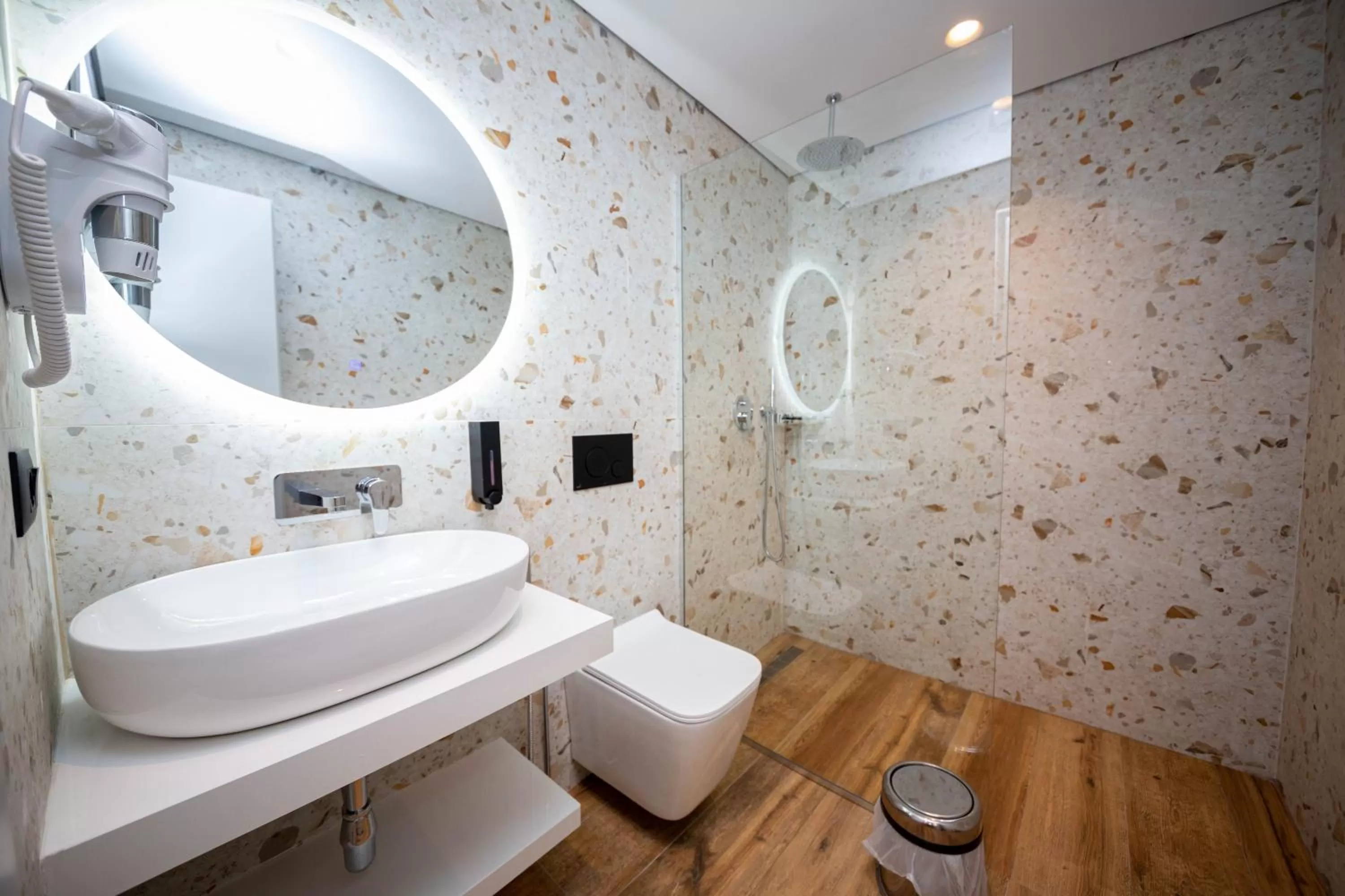 Bathroom in Hotel Lili-1