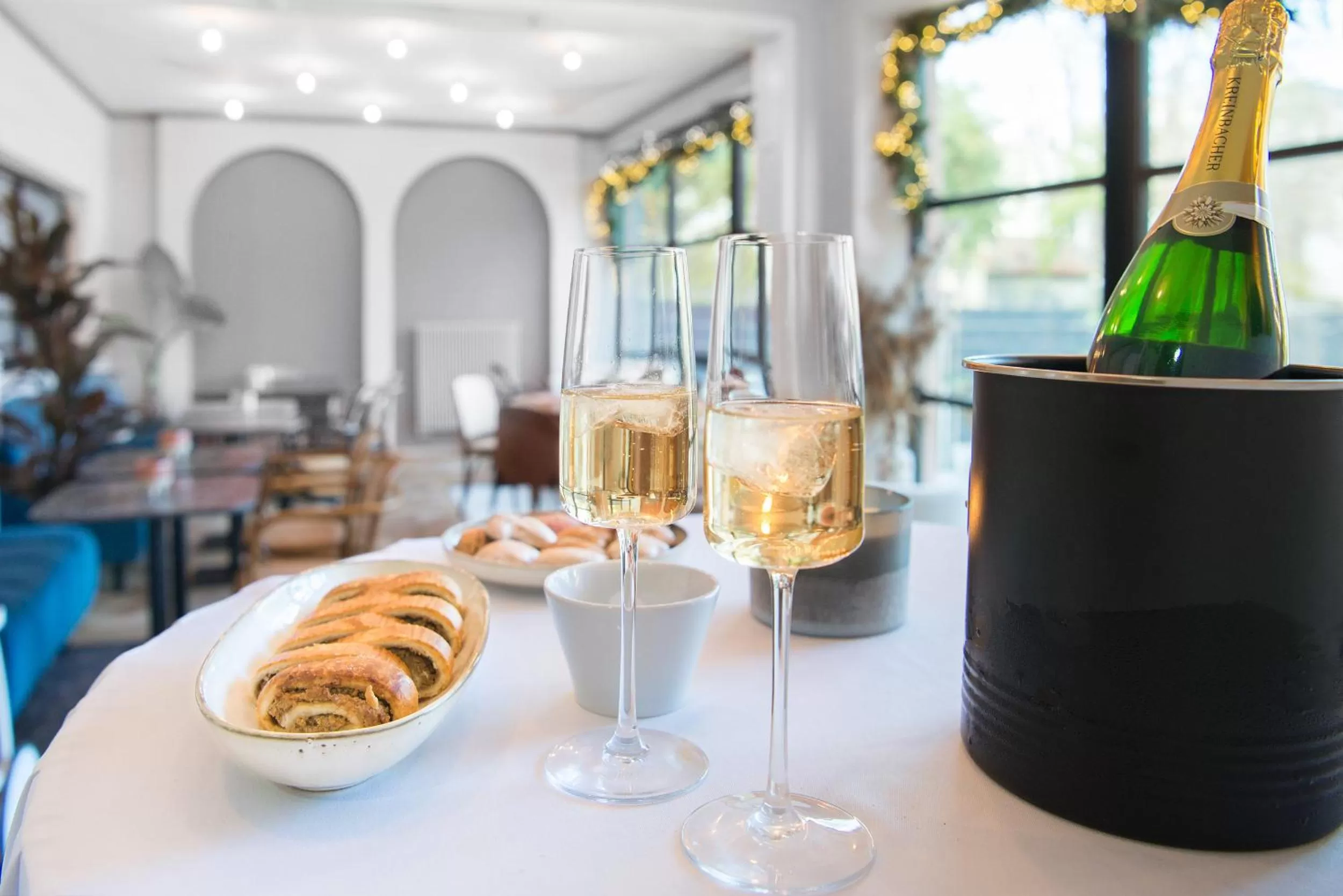 Food and drinks in Nest