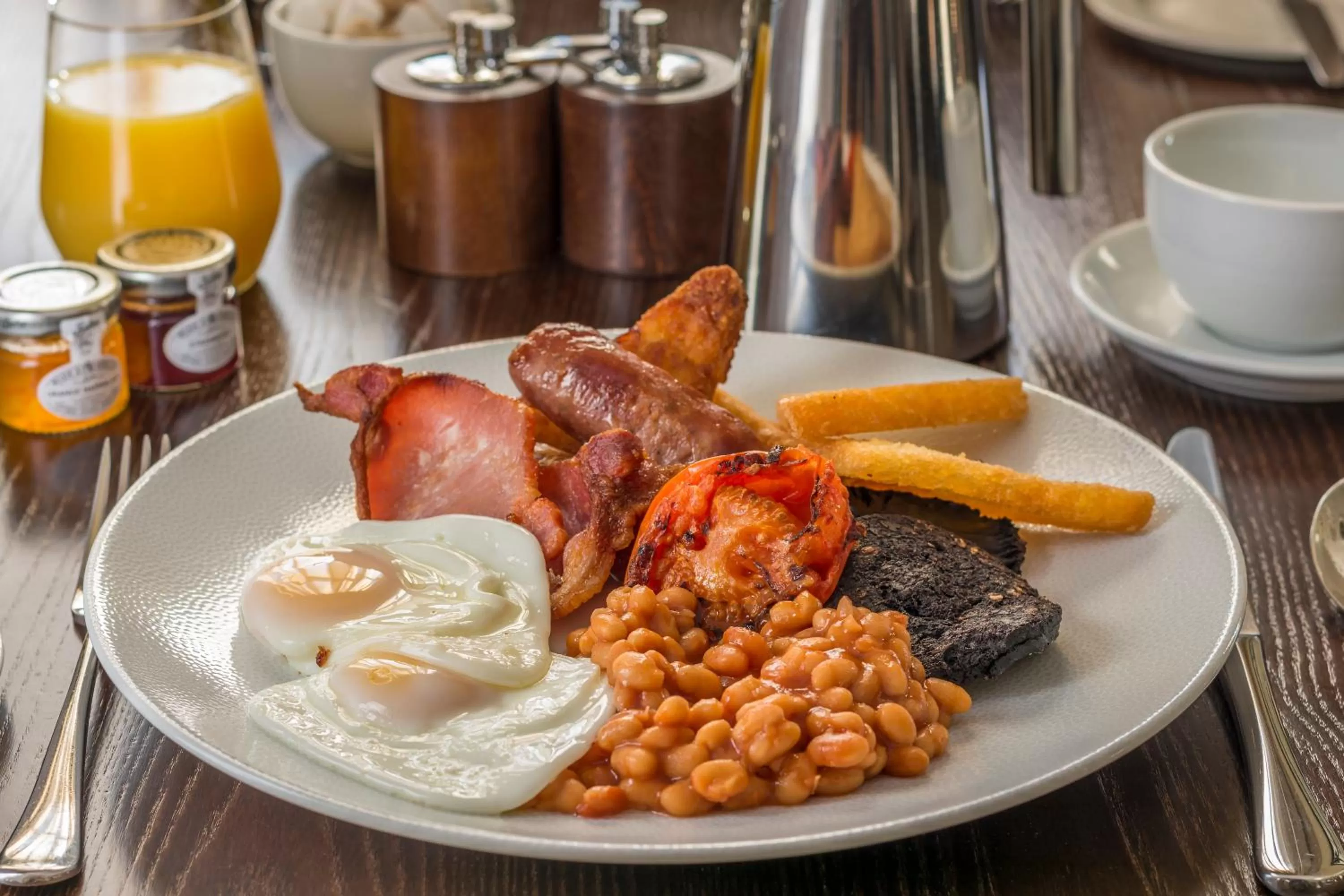 English/Irish breakfast in The Kings Head Hotel, Richmond, North Yorkshire - The Coaching Inn Group