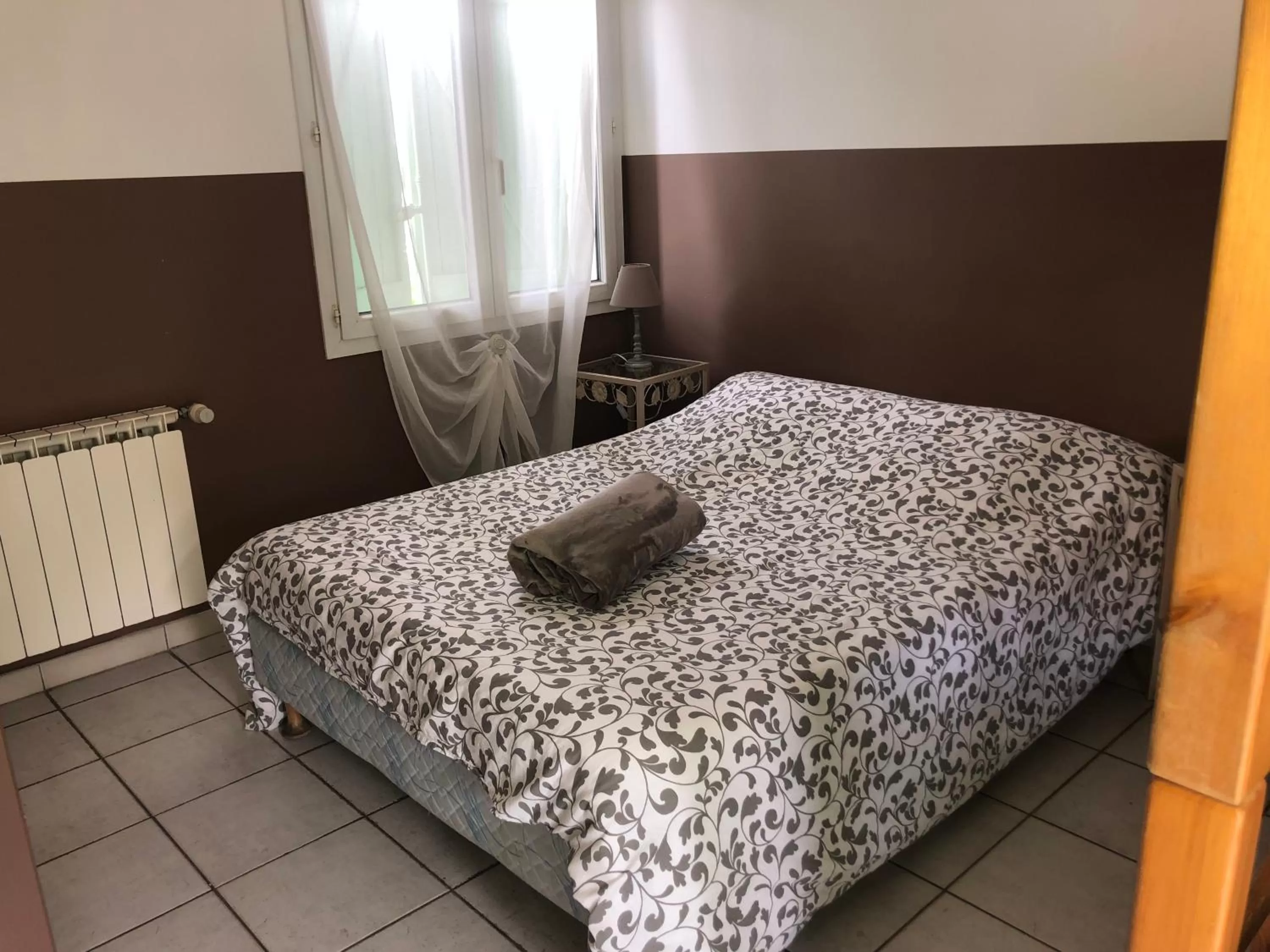 Bed in Le Provençal