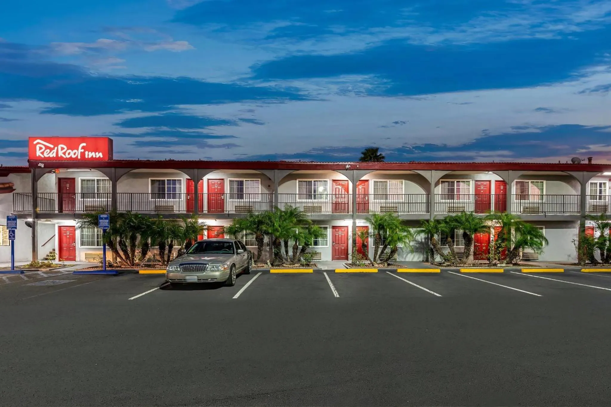 Property building in Red Roof Inn Los Angeles - Bellflower