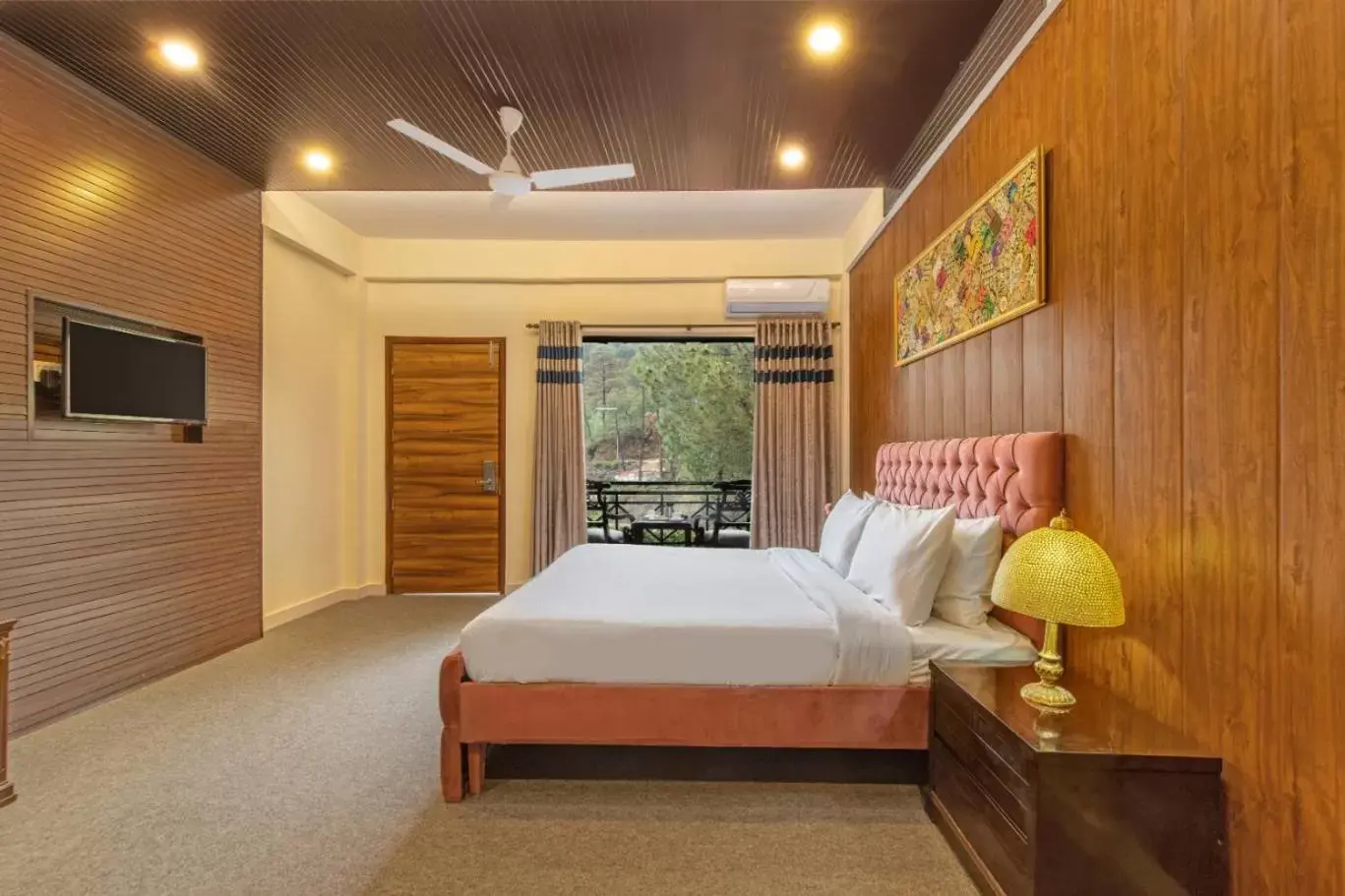 Pineview Rooms in Maple Resort Chail Pineview Rooms in Maple Resort Chail