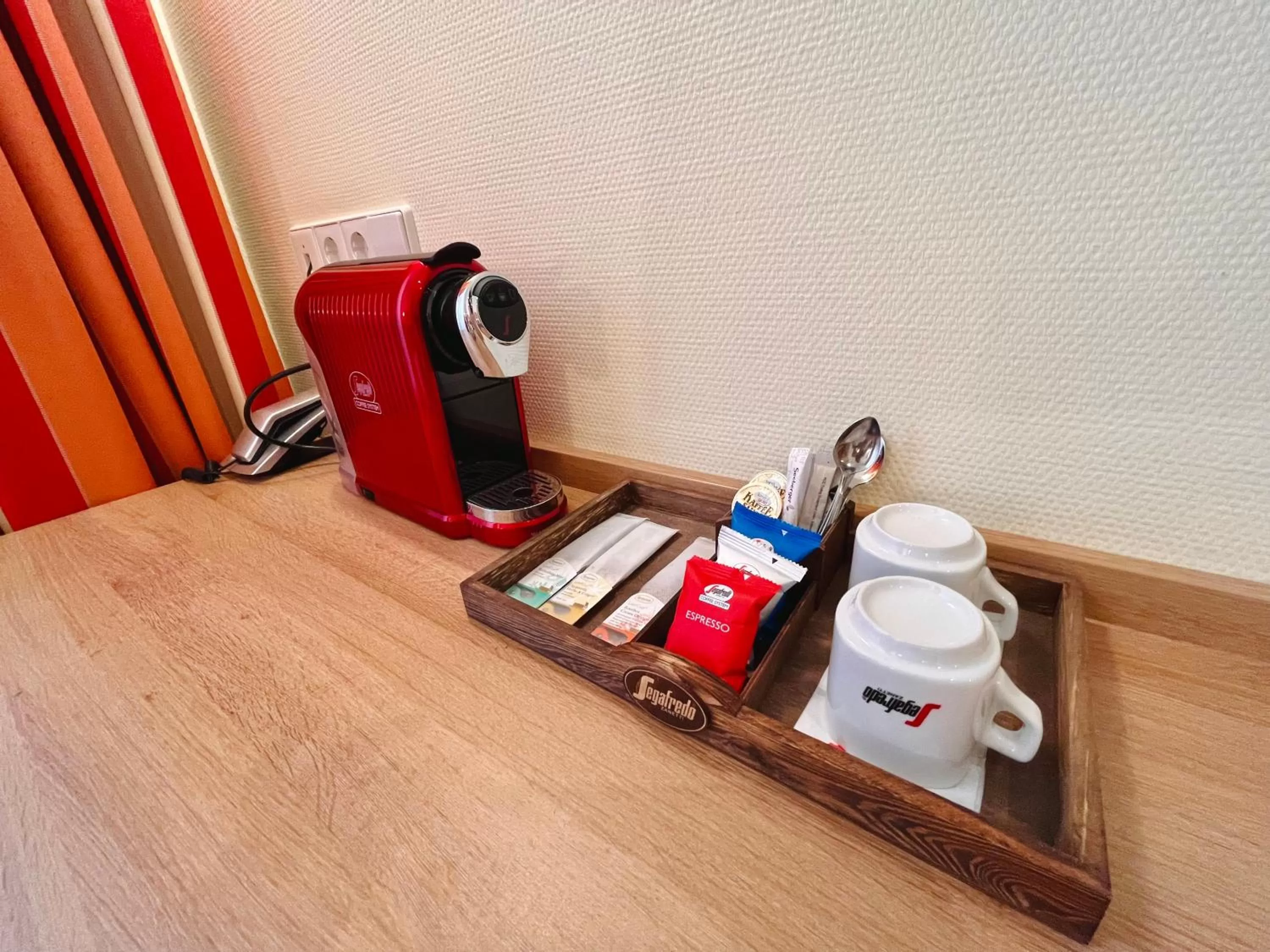 Coffee/tea facilities in Hotel Hoepfner Burghof