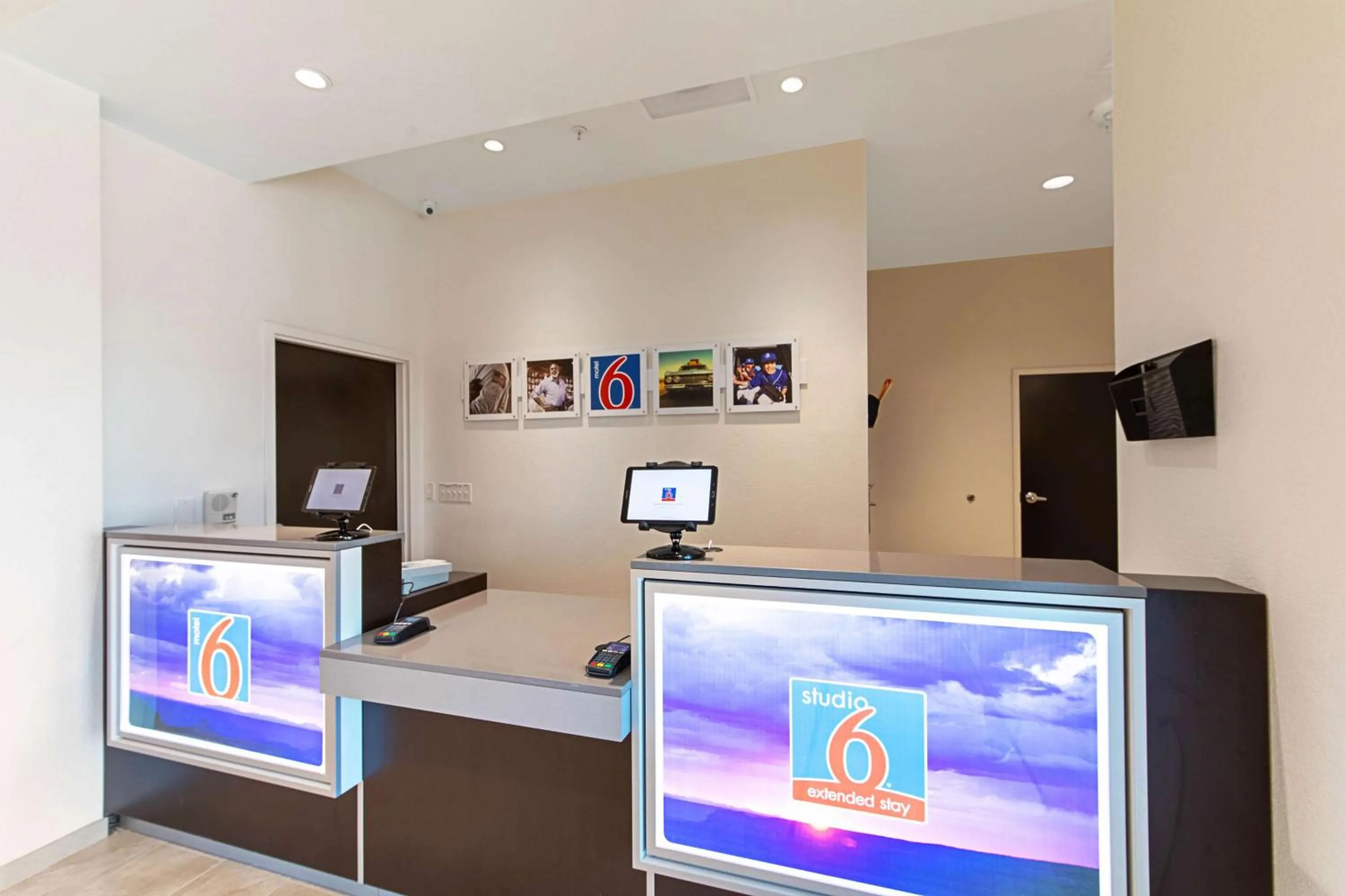 Property logo or sign in Studio 6 Austin Airport