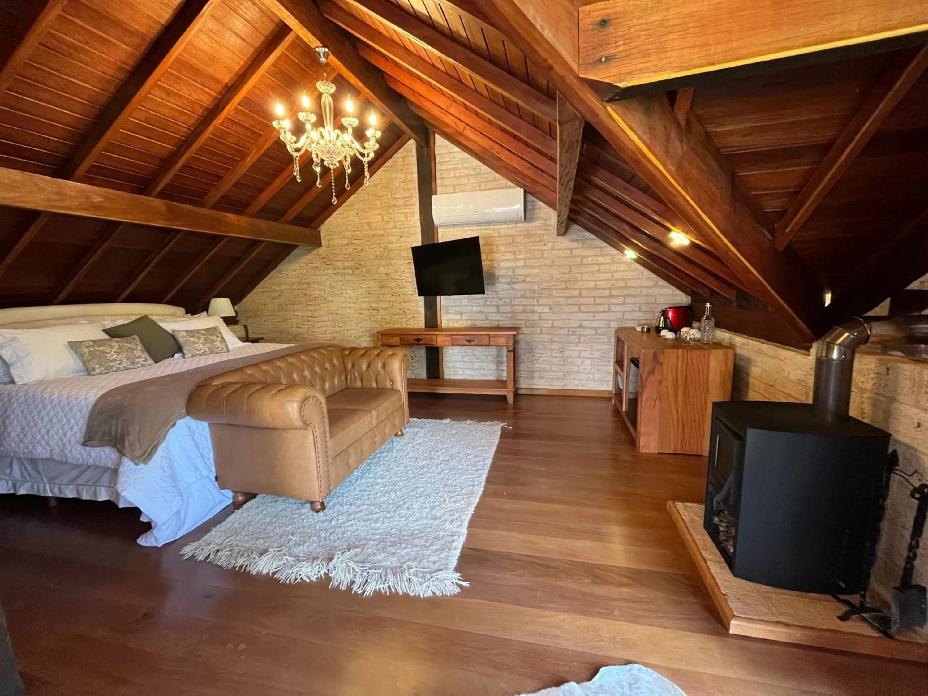 Photo of the whole room, Bed in Pousada Dona Bendita