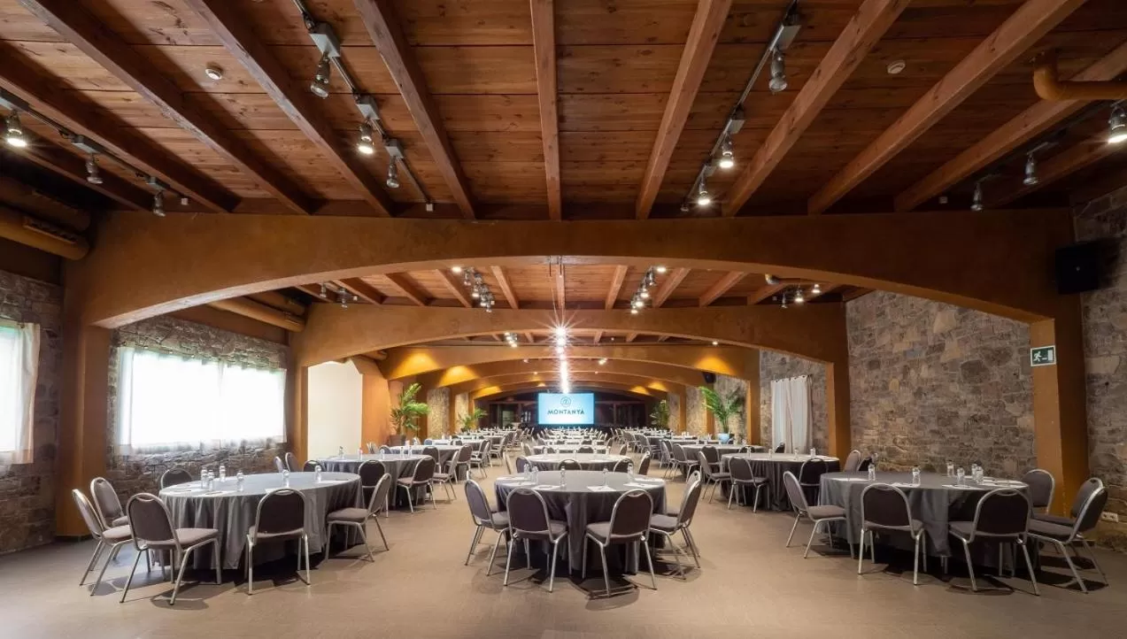 Meeting/conference room in Montanyà
