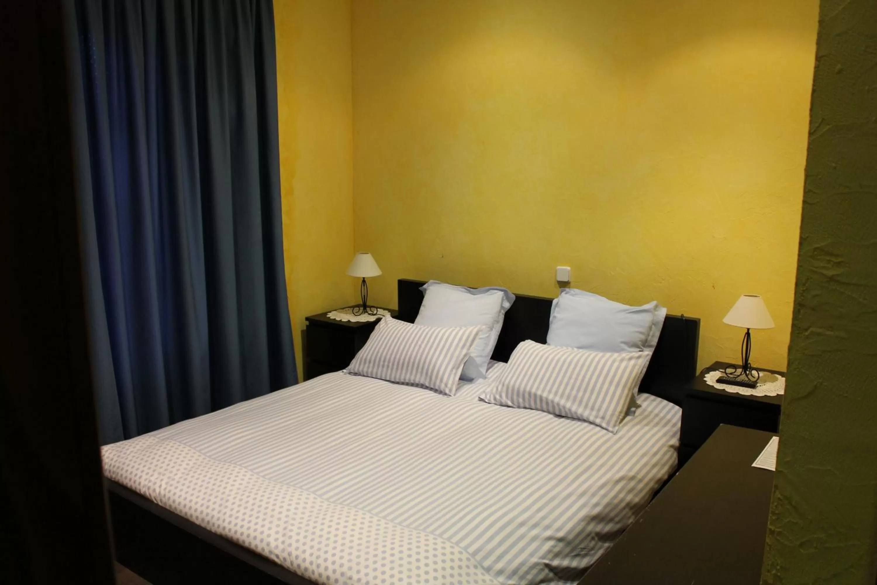 Bed in Hotel Restaurante Sonsoles