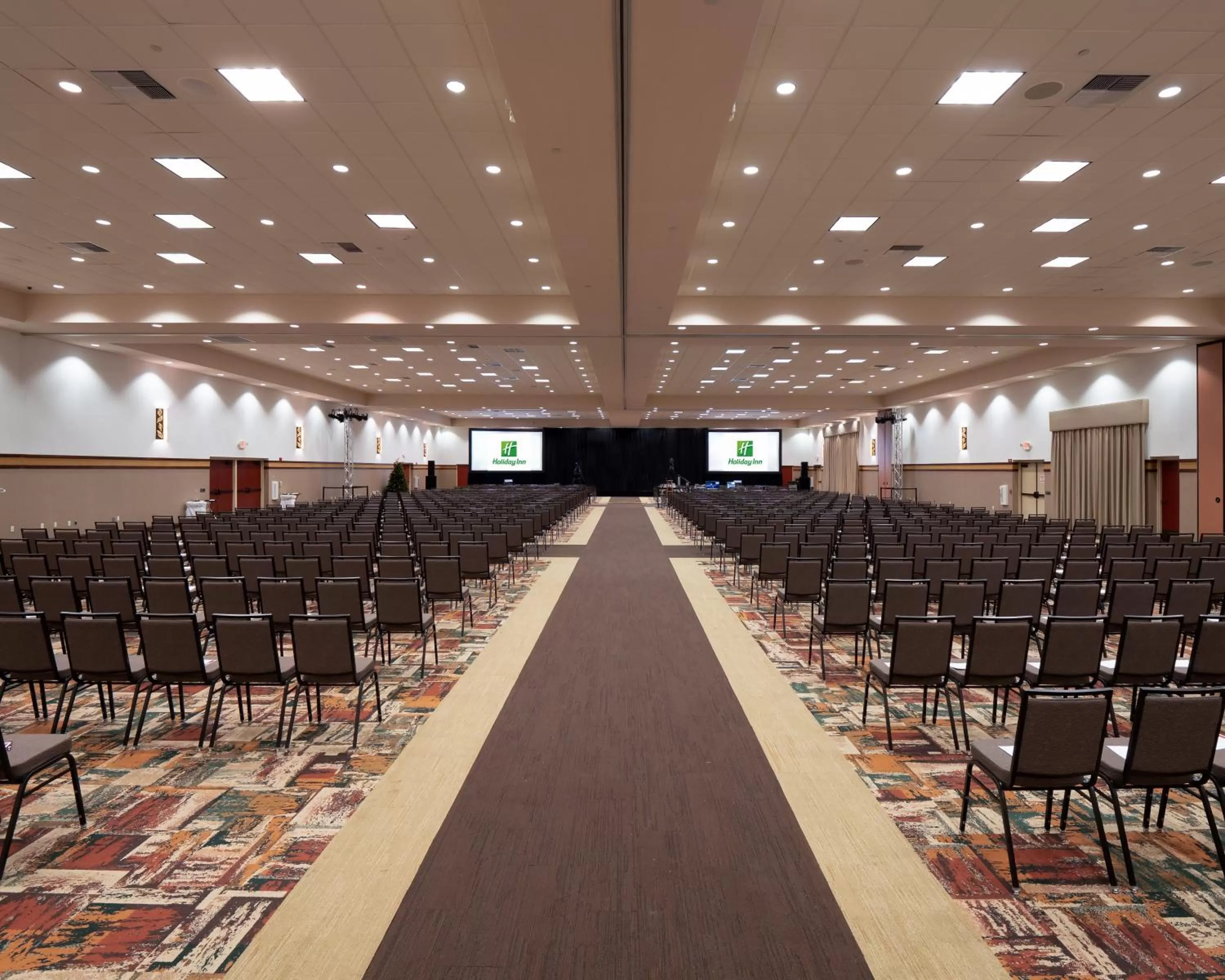 Meeting/conference room in Holiday Inn Stevens Point - Convention Center by IHG