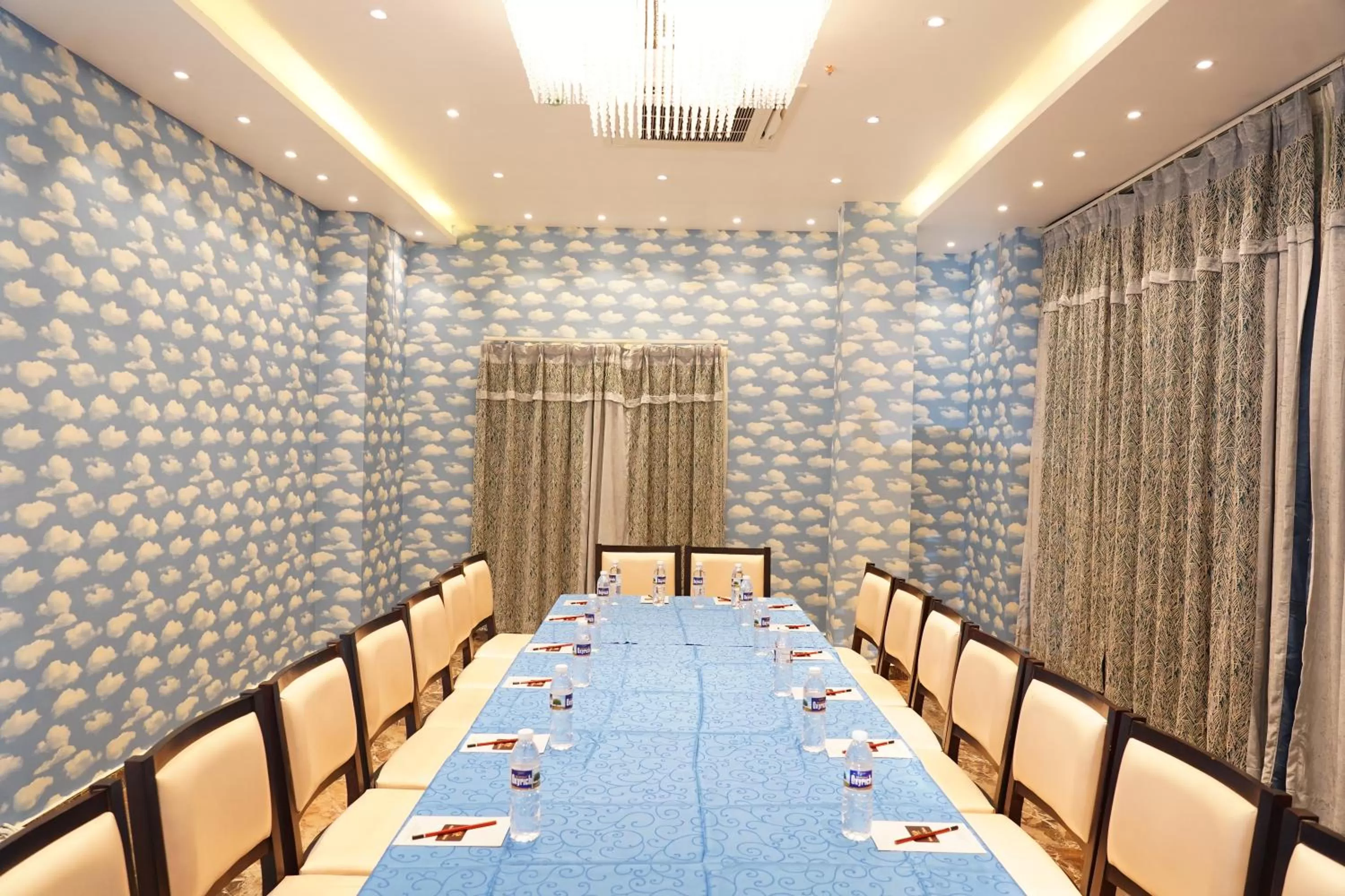 Business facilities in PARK SIGNATURE HOTELS - Royal Benza