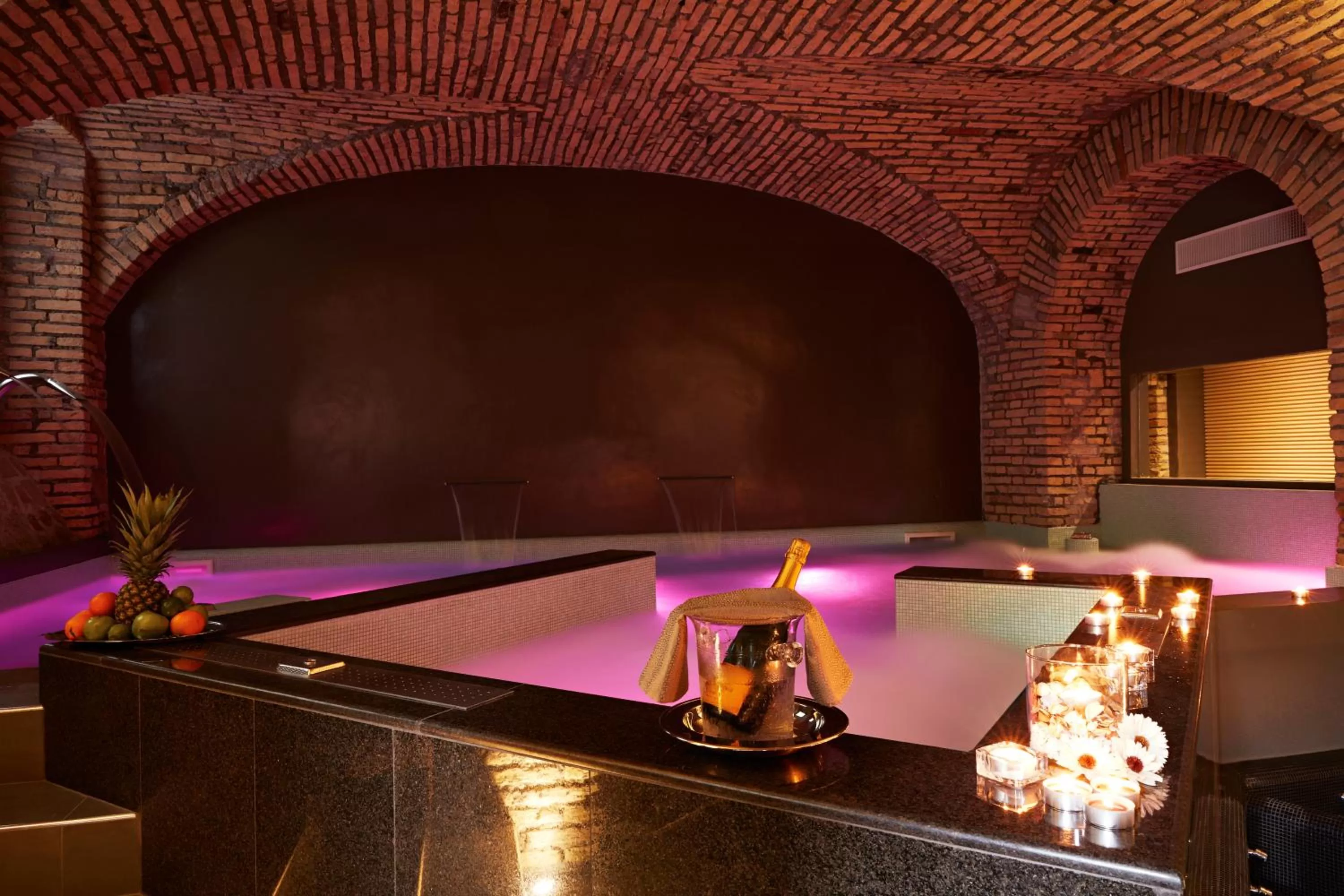 Spa and wellness centre/facilities in Hotel The Building