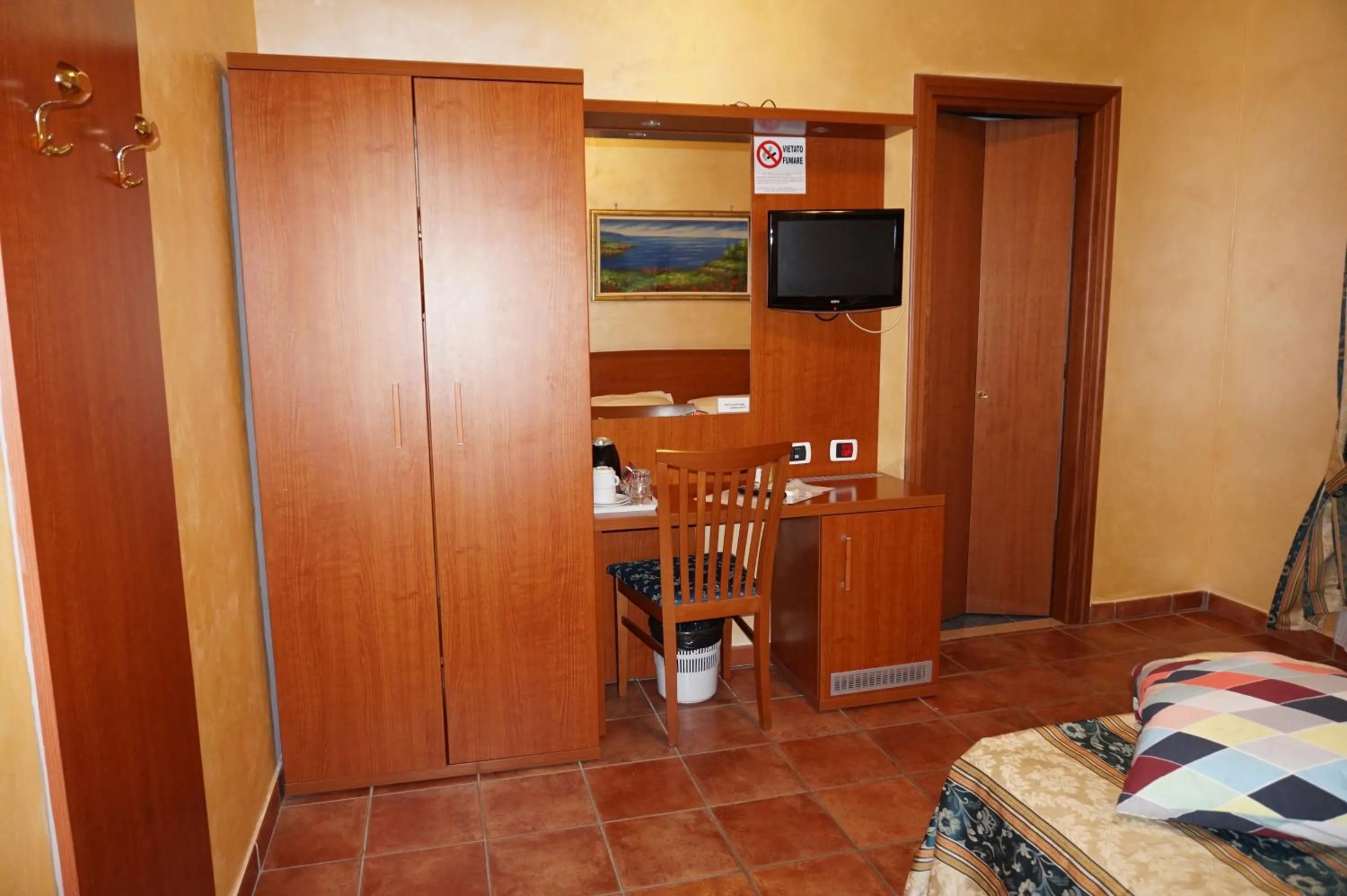 Bed in Hotel Maryelen