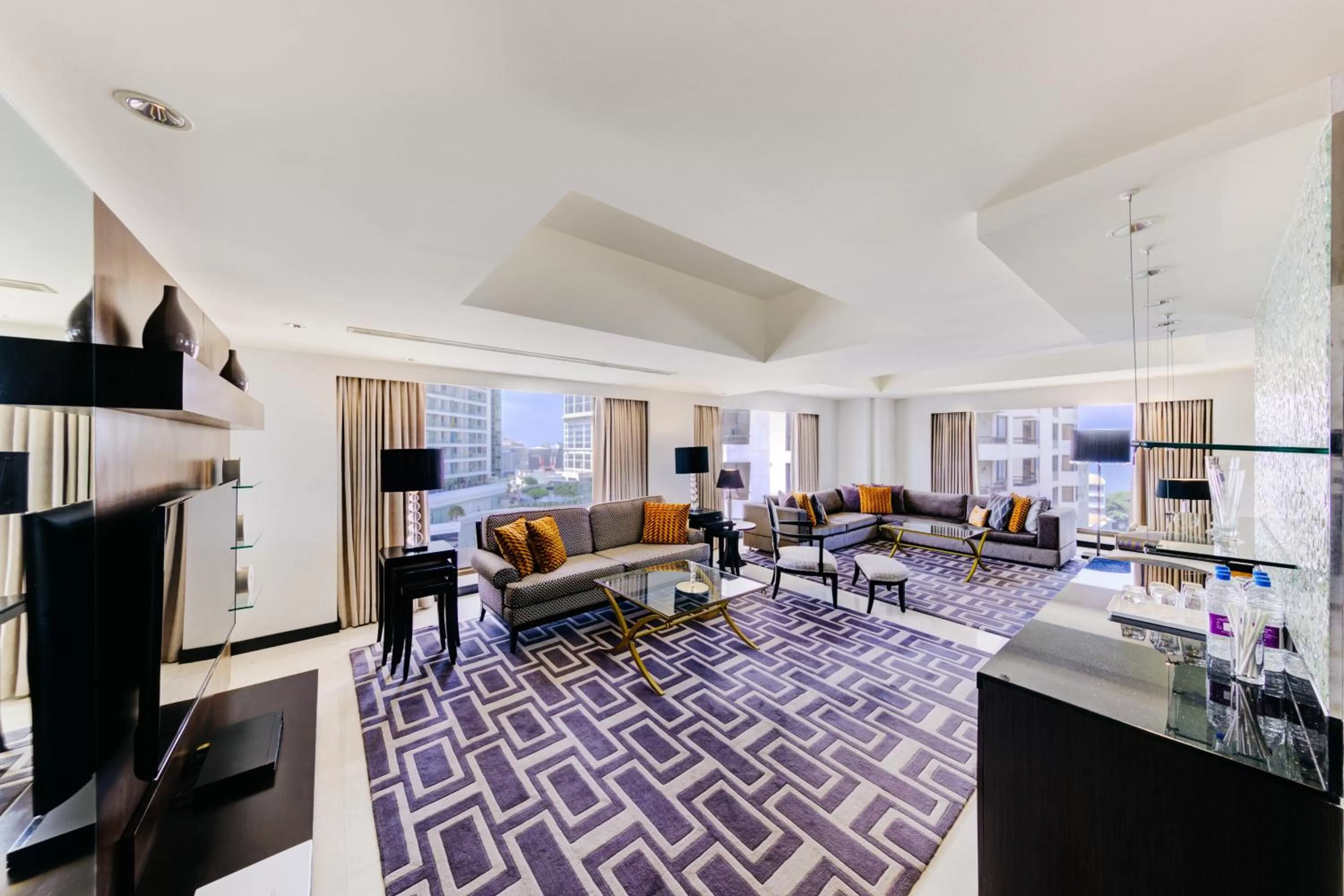 Living room in Cinnamon Grand Colombo