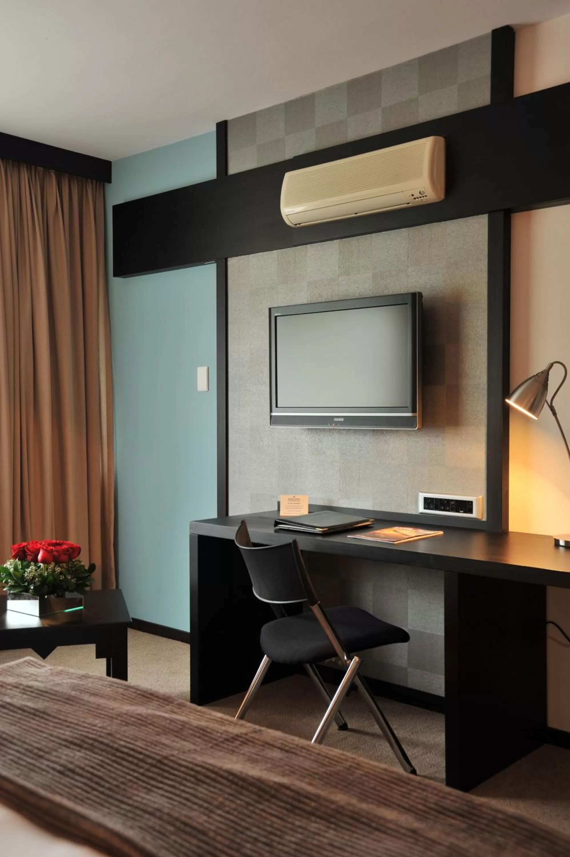 Seating area in Indaba Lodge Hotel Richards Bay