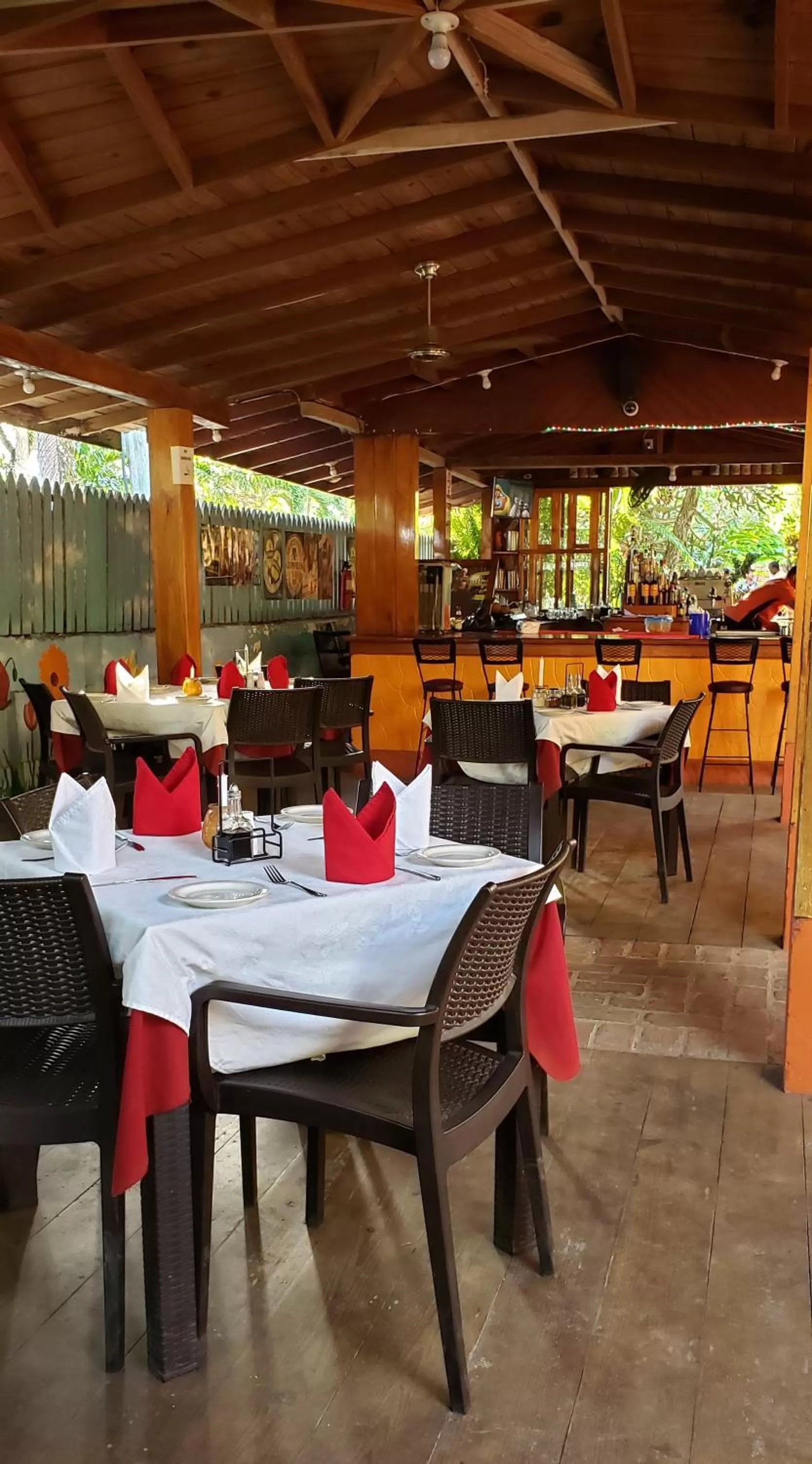 Lounge or bar in Sunrise Club Hotel