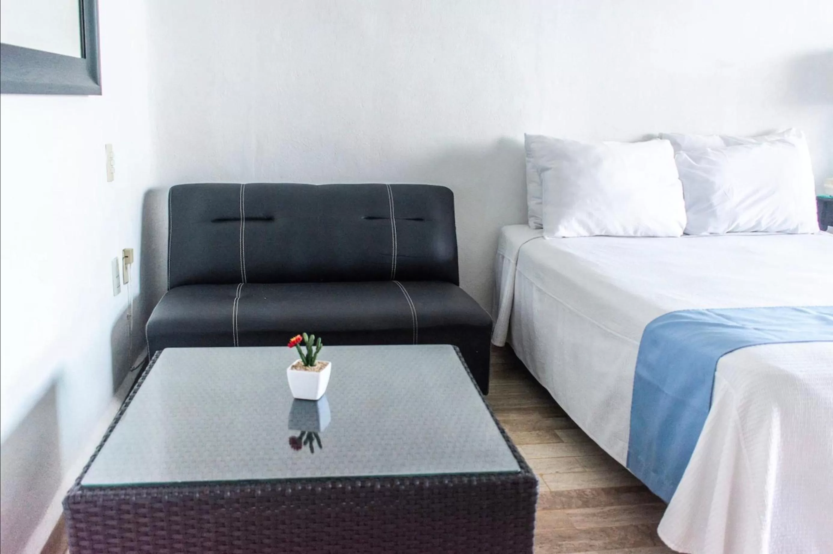 Seating Area in Cancun Beach&Sunrise