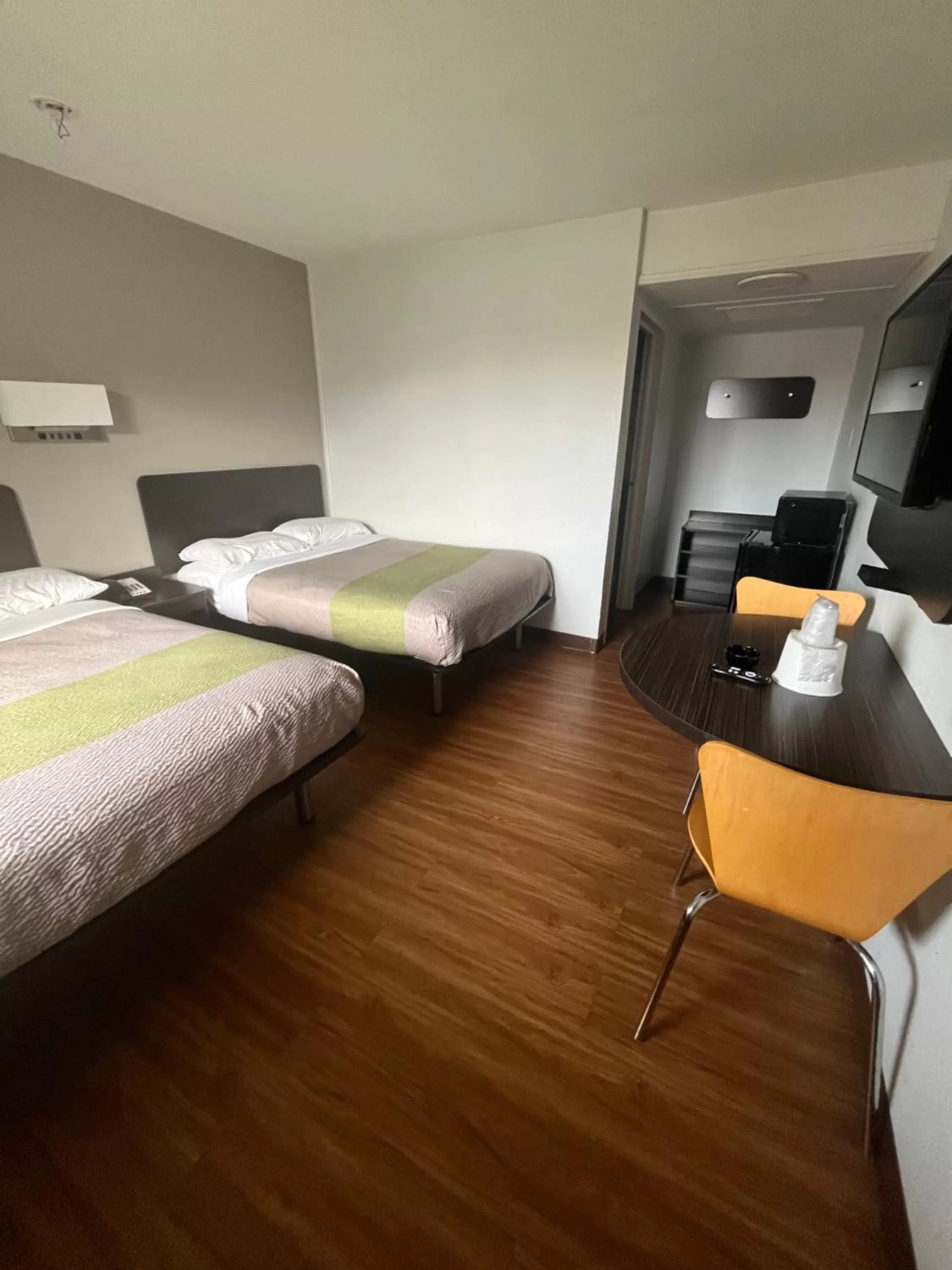 Bed in Motel 6-Wichita, KS - AIRPORT