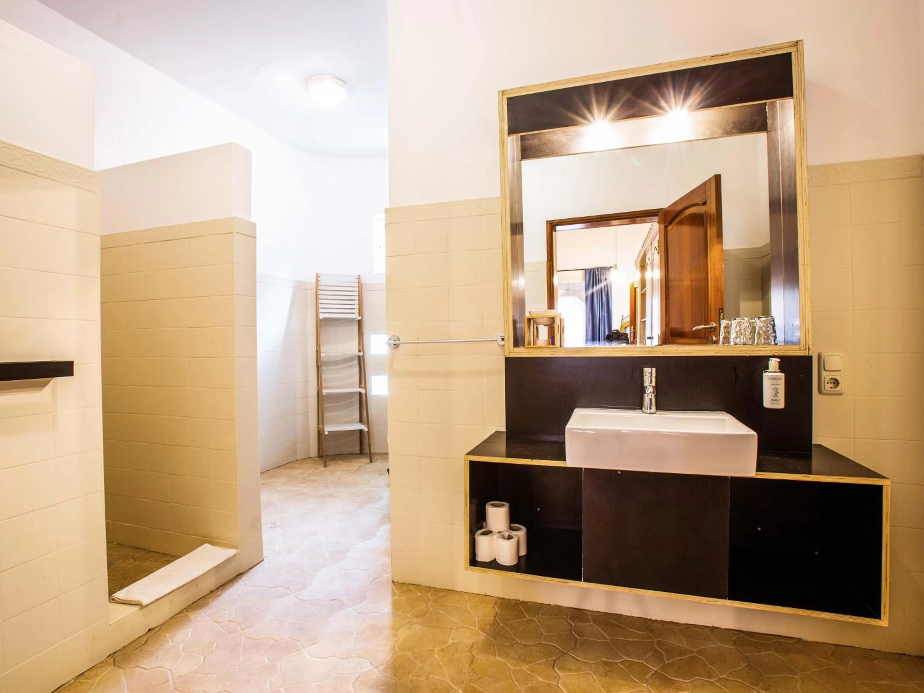 Bathroom in King Fisher Village Eco-Boutique Hotel