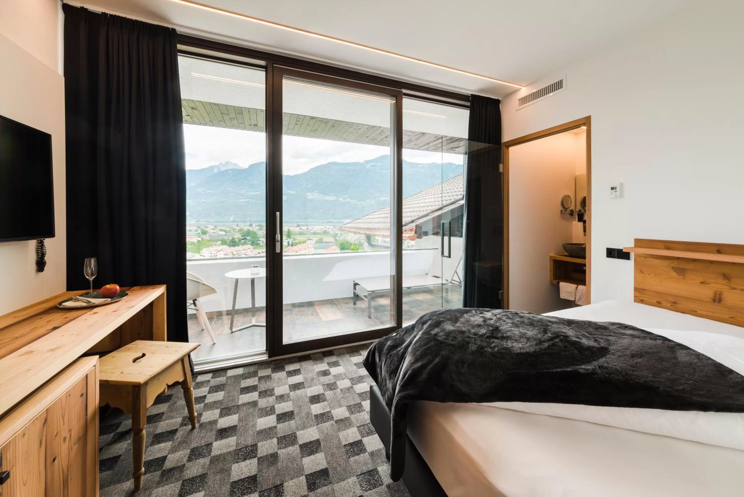 Bed in Garni Hotel Katzenthalerhof