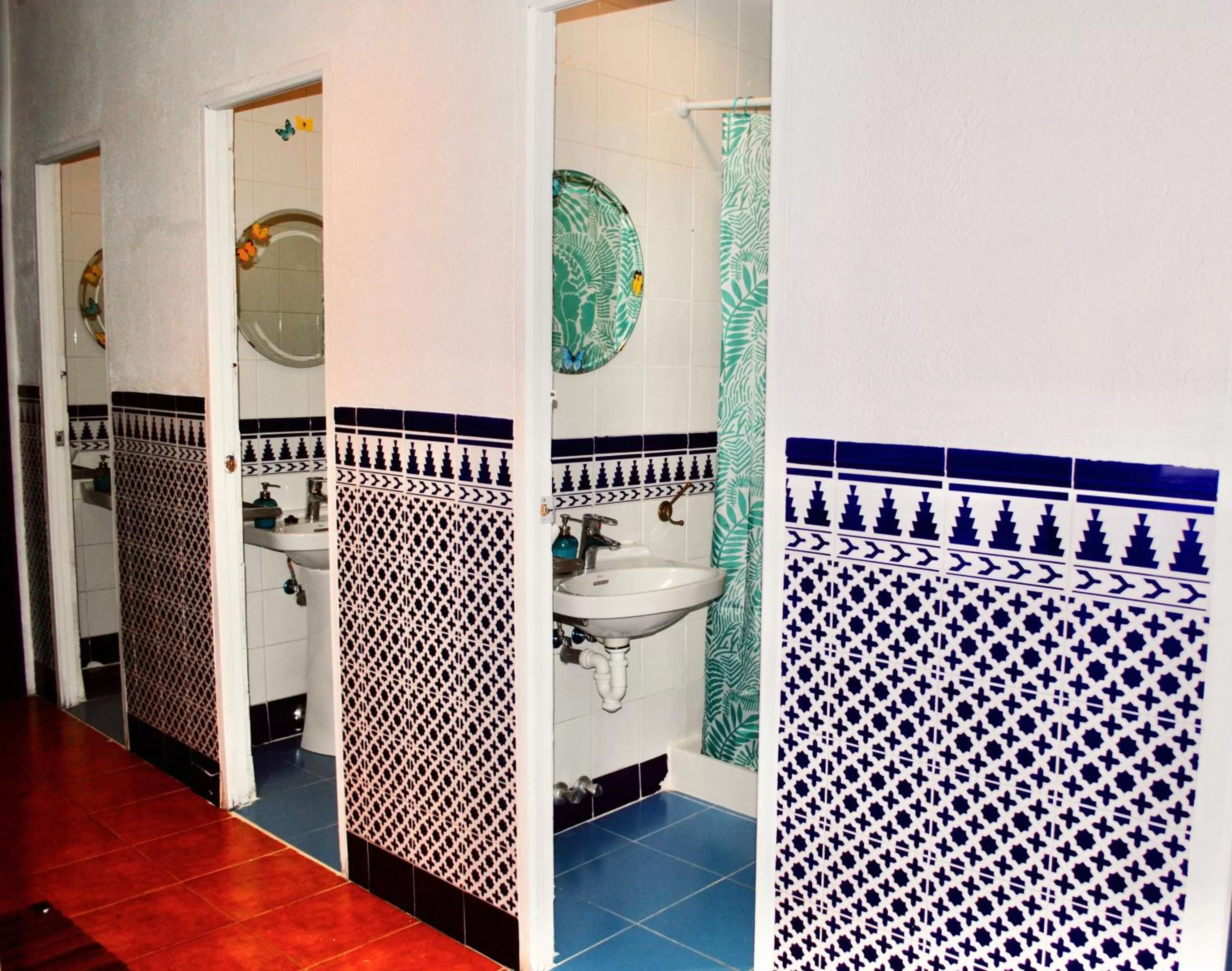 Bathroom in Backpacker Al-Katre