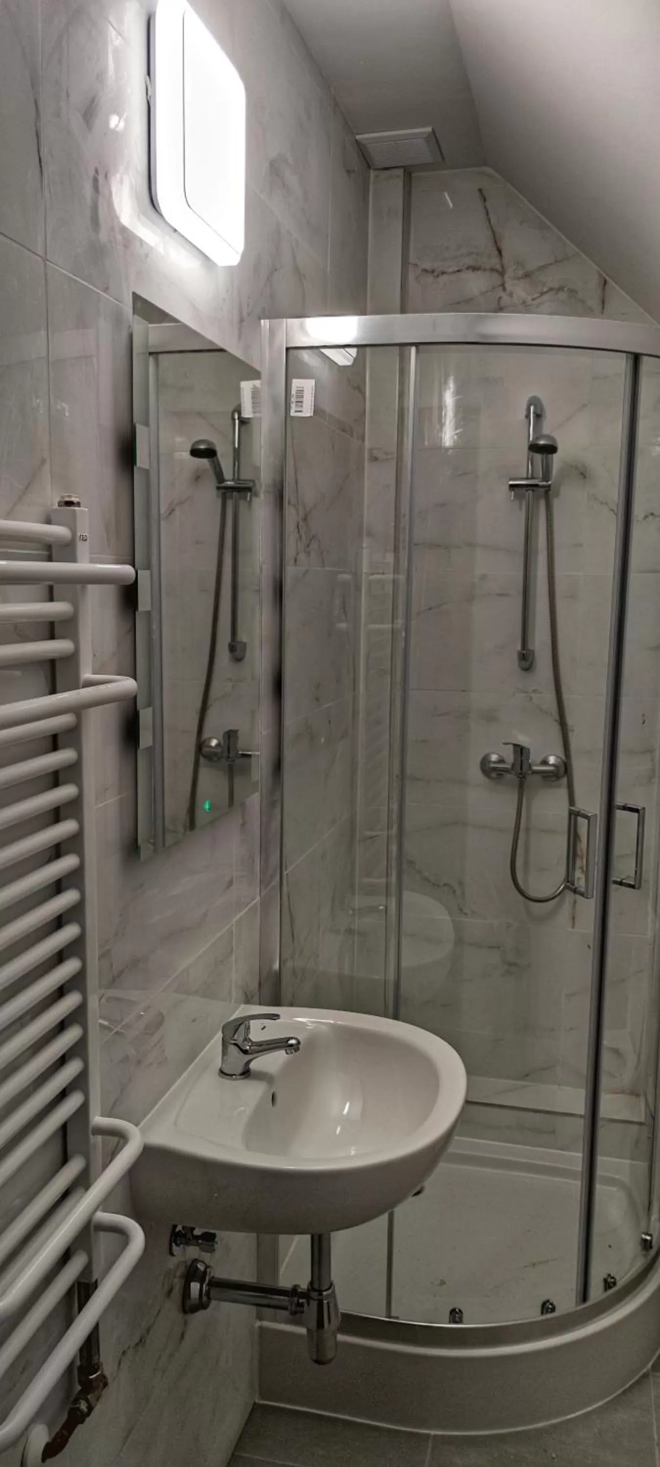 Bathroom in Ośrodek Konferencyjno-Wypoczynkowy "Krucze Skały" w Karpaczu