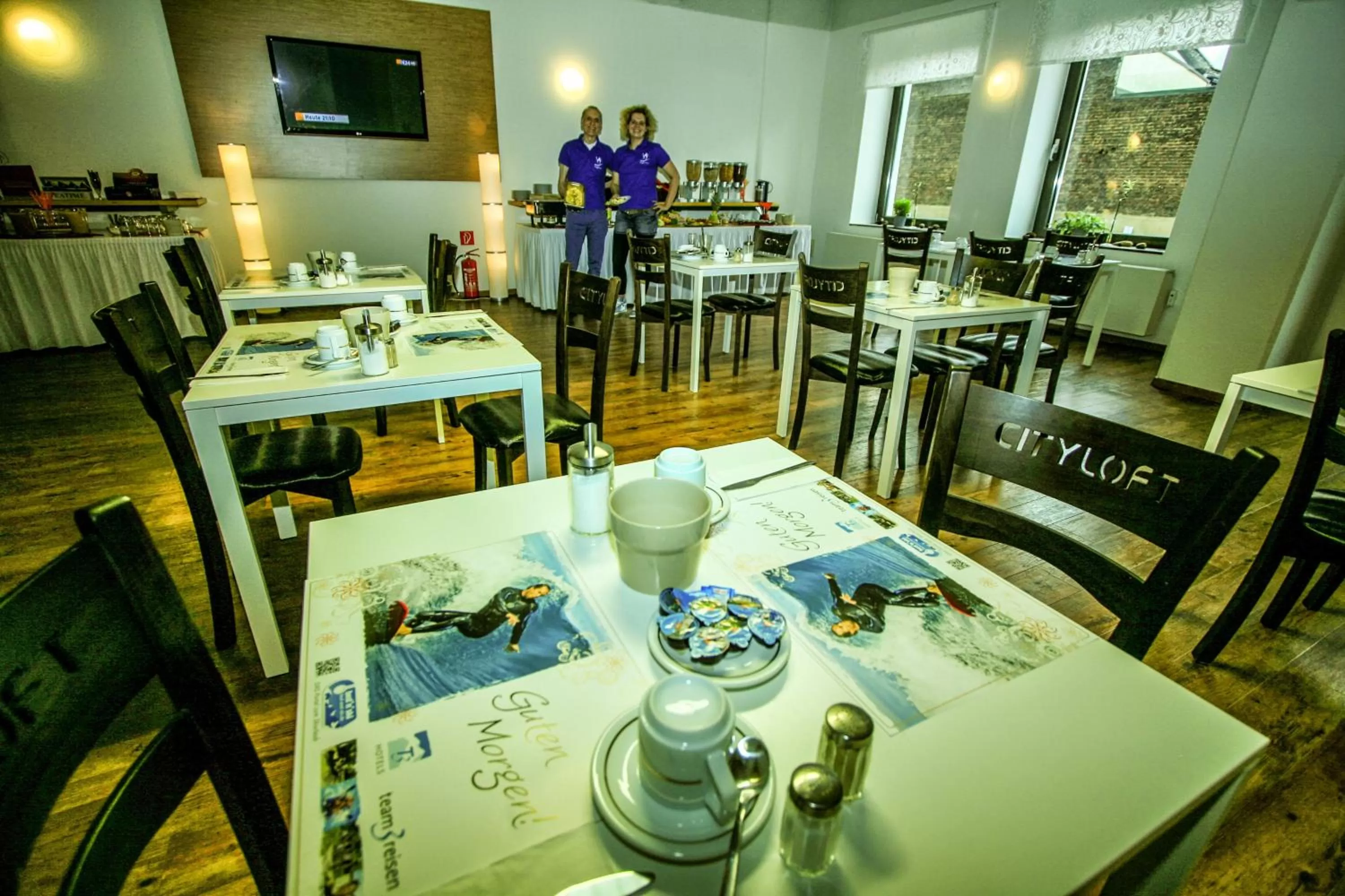 Buffet breakfast in T3 Hotel Cityloft