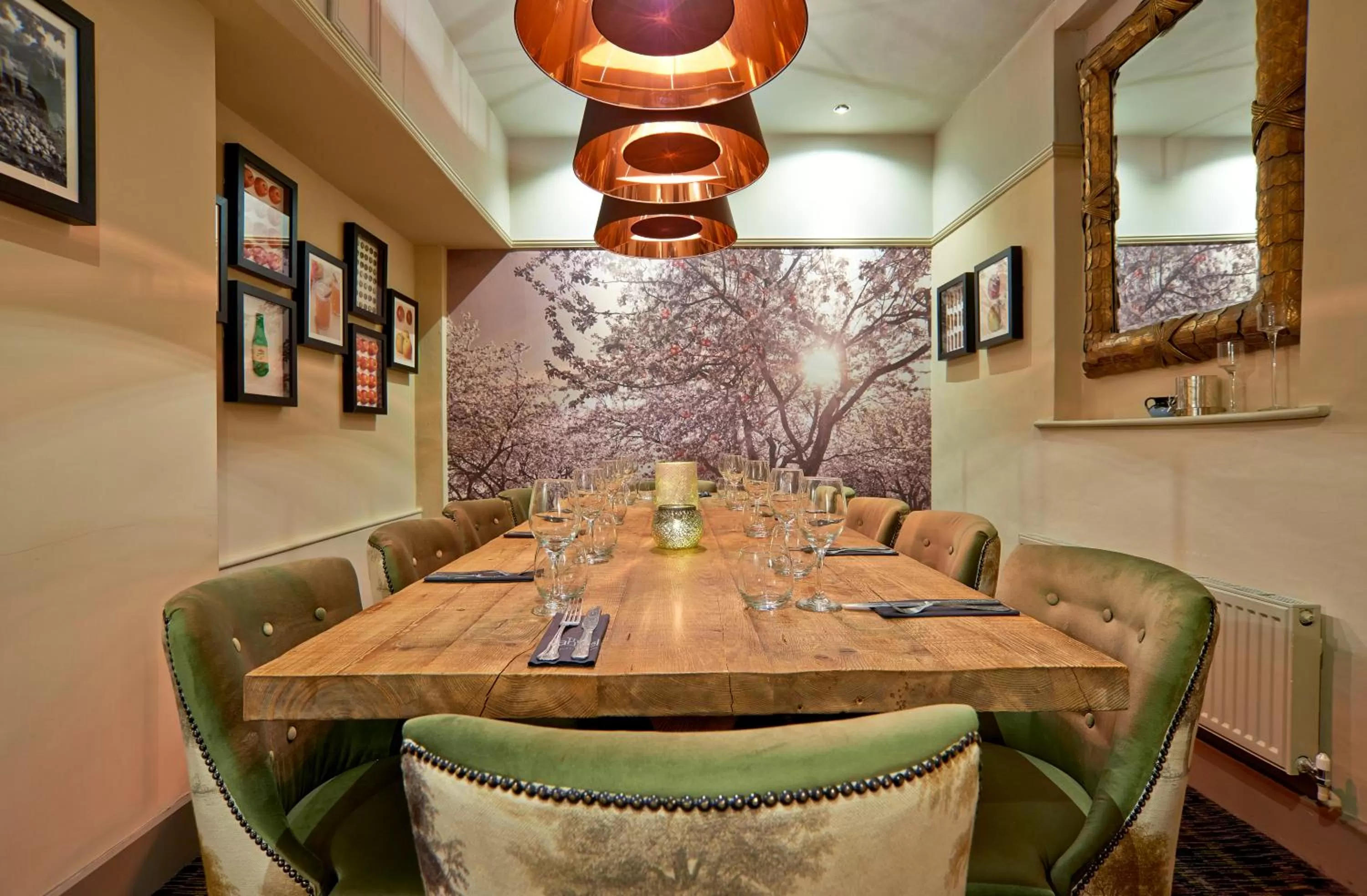 Lounge or bar in The Angel Inn Hotel