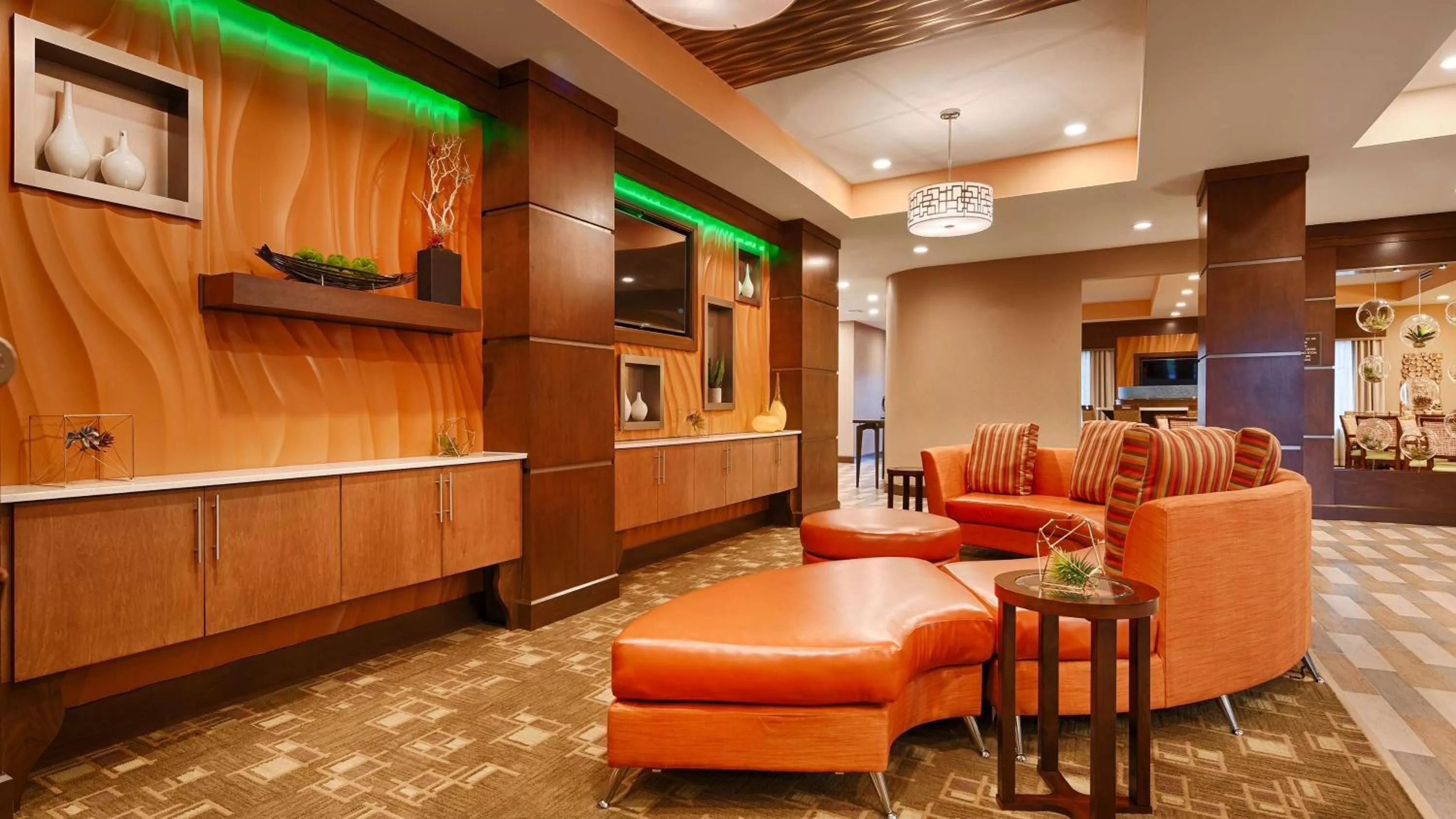 Lobby or reception, Seating Area in Best Western Plus Flatonia