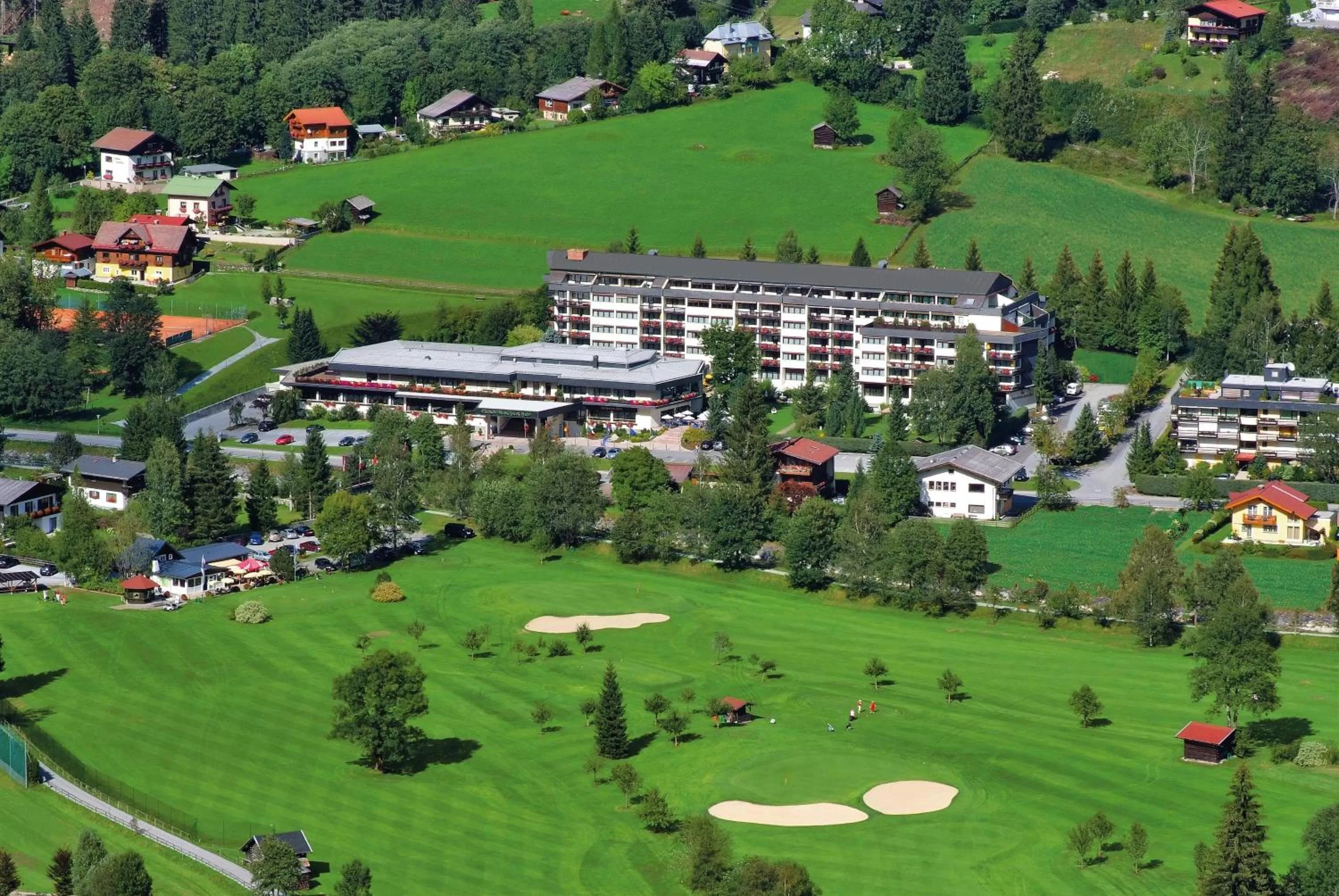 Golfcourse in EUROPÄISCHER HOF Bad Gastein