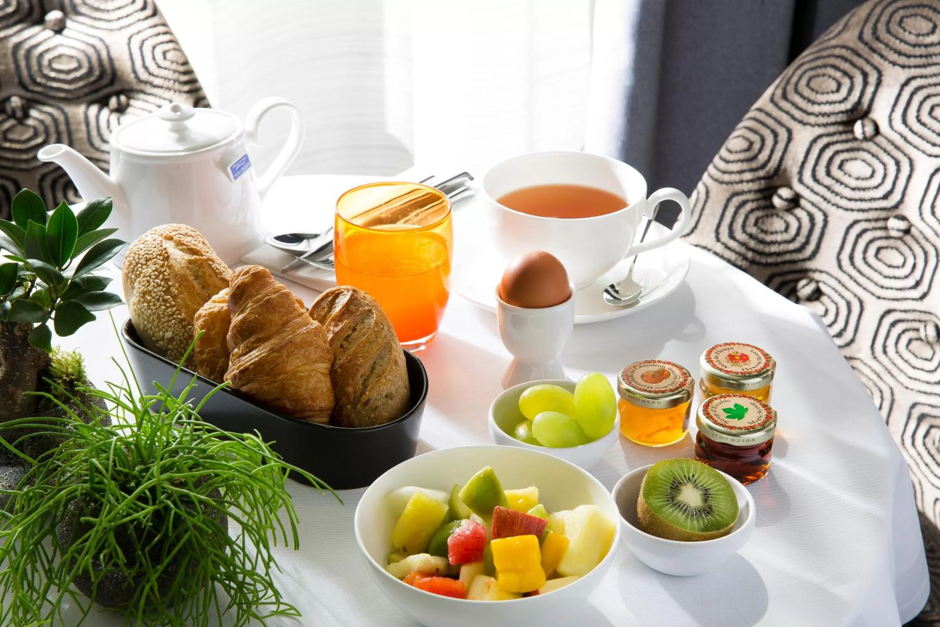 Continental breakfast in Hotel Monge