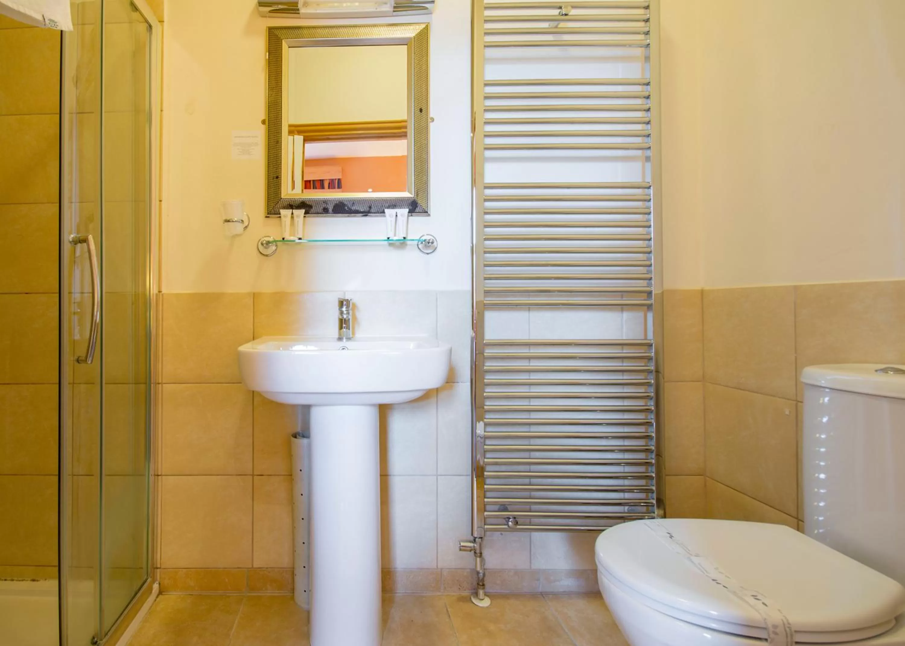 Bathroom in Smiths Hotel