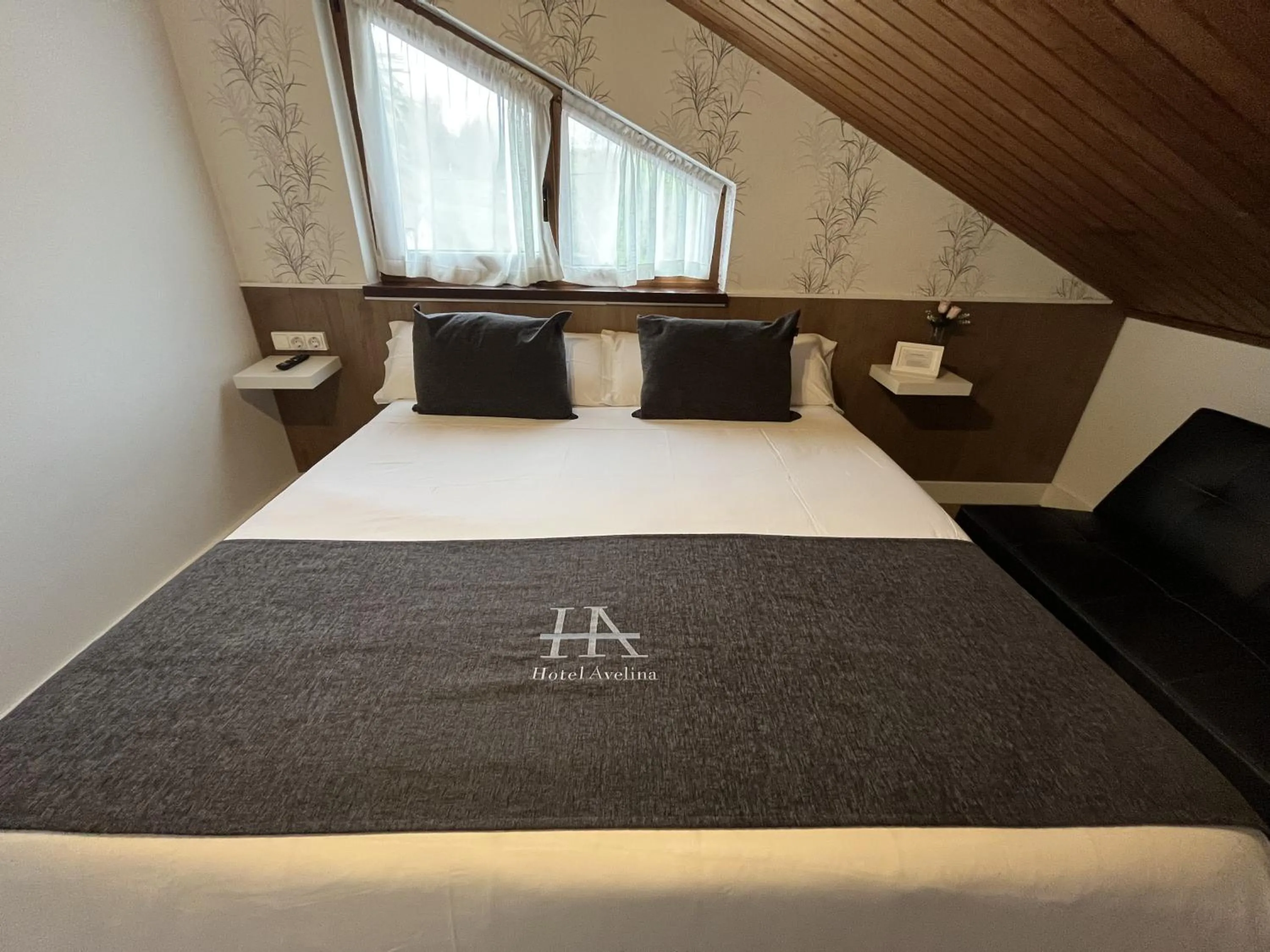 Bed in Hotel Avelina