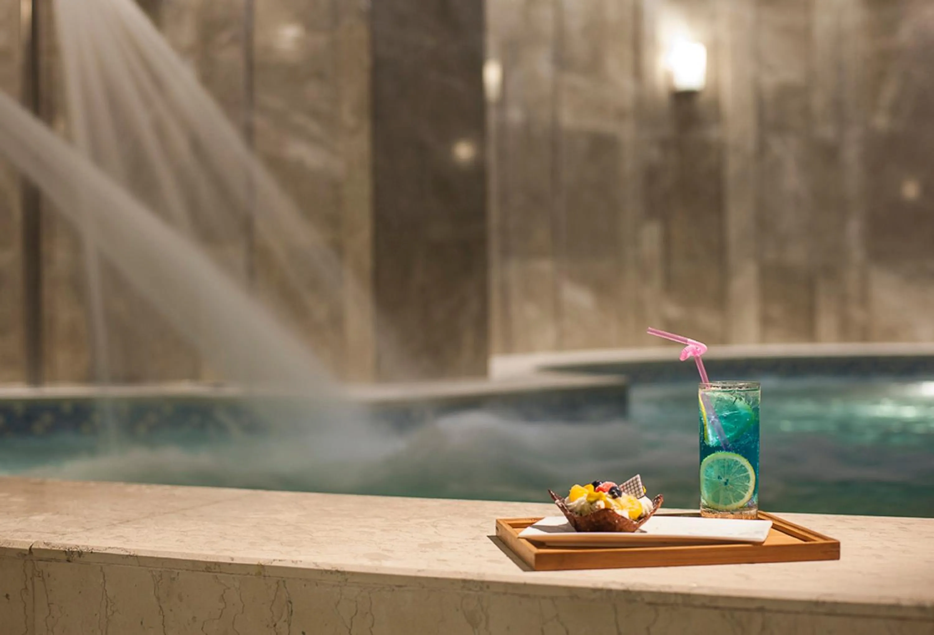 Swimming pool in Somerset Wusheng Wuhan