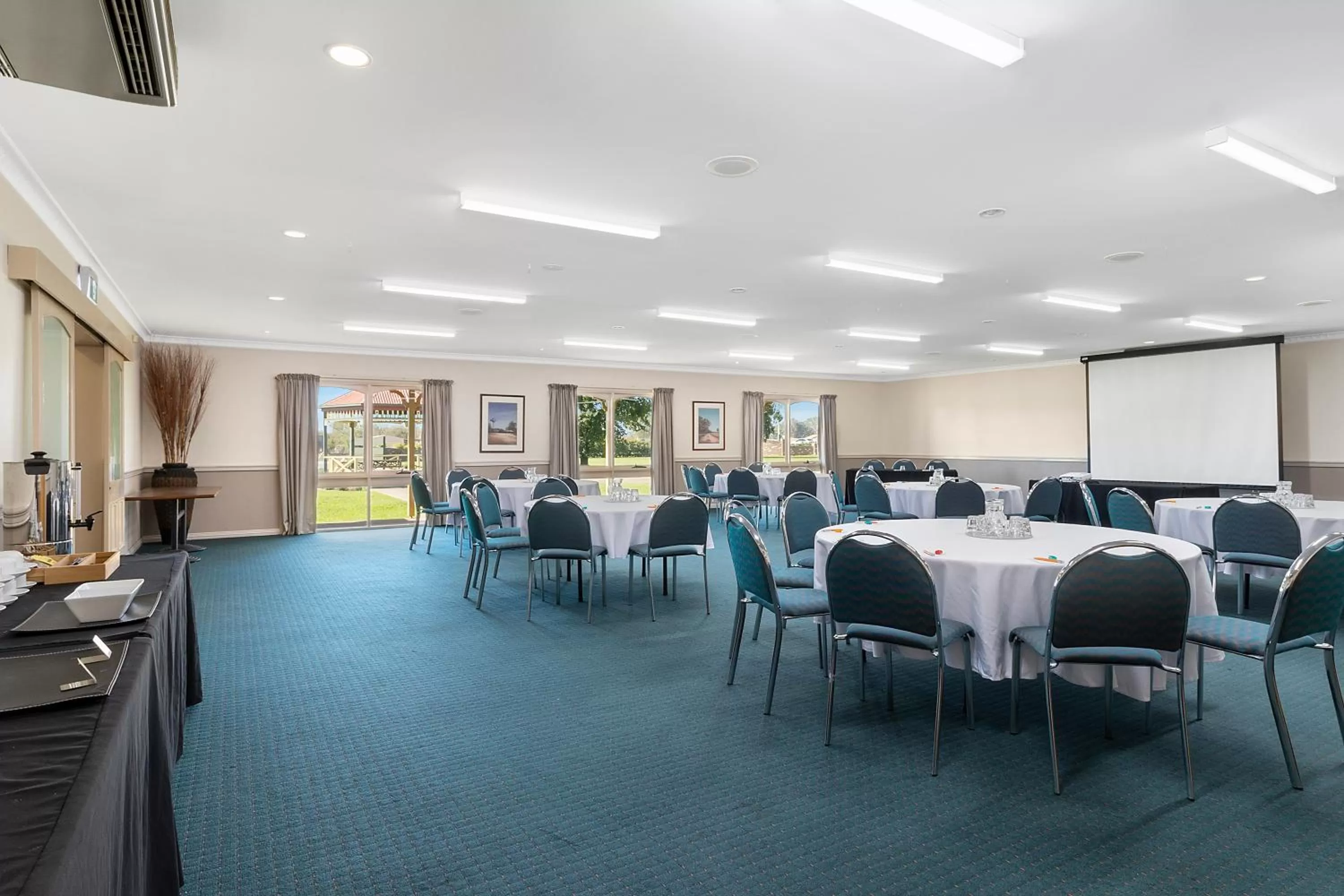 Banquet/Function facilities in Quality Inn Carriage House