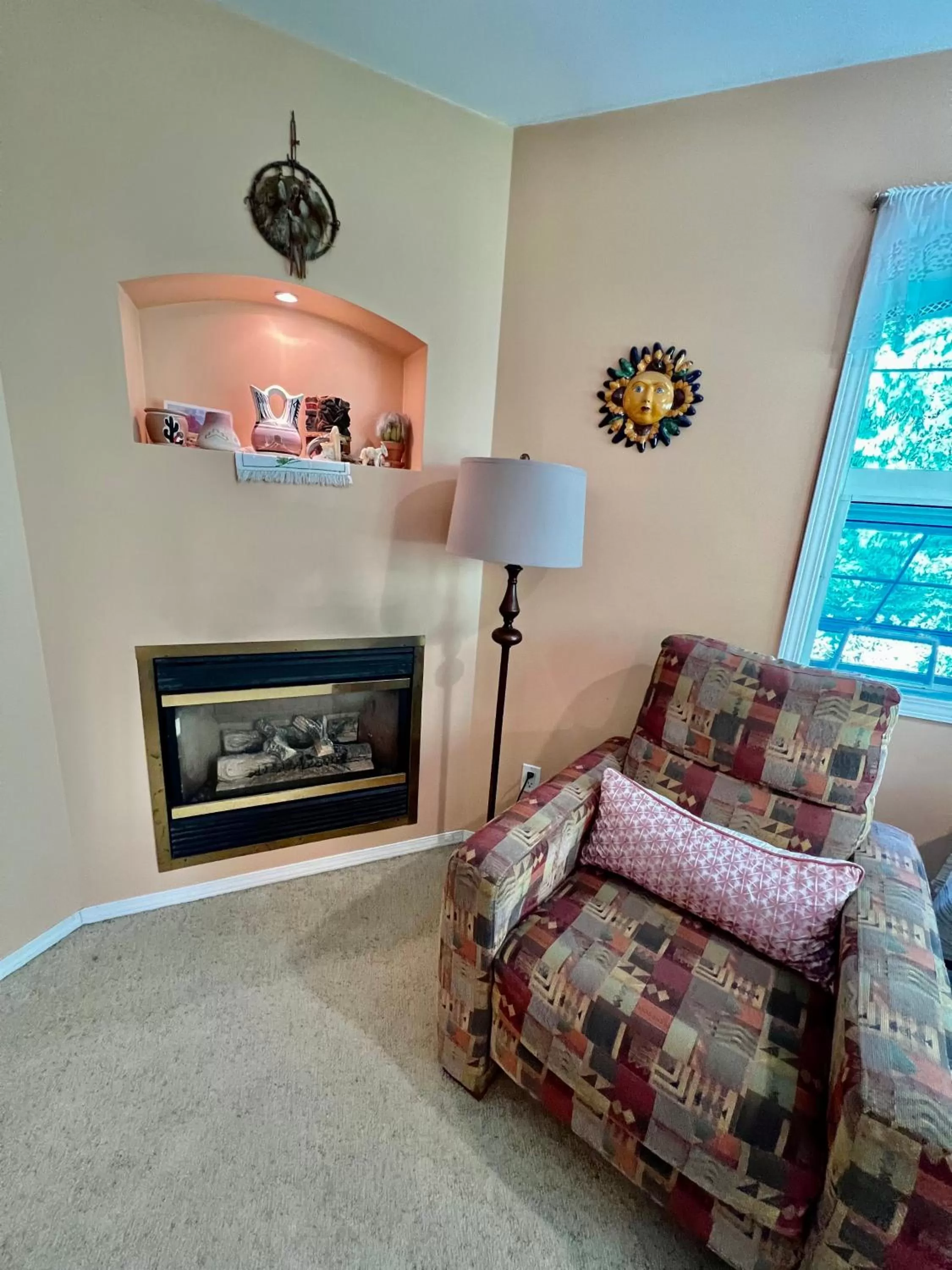 Bed in Seafarers Bed & Breakfast