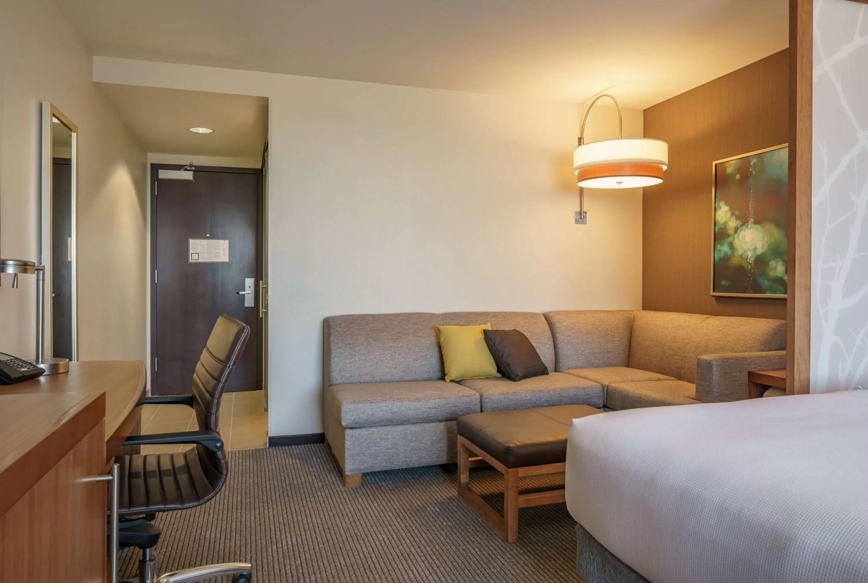 Photo of the whole room, Bed in Hyatt Place Houston Galleria