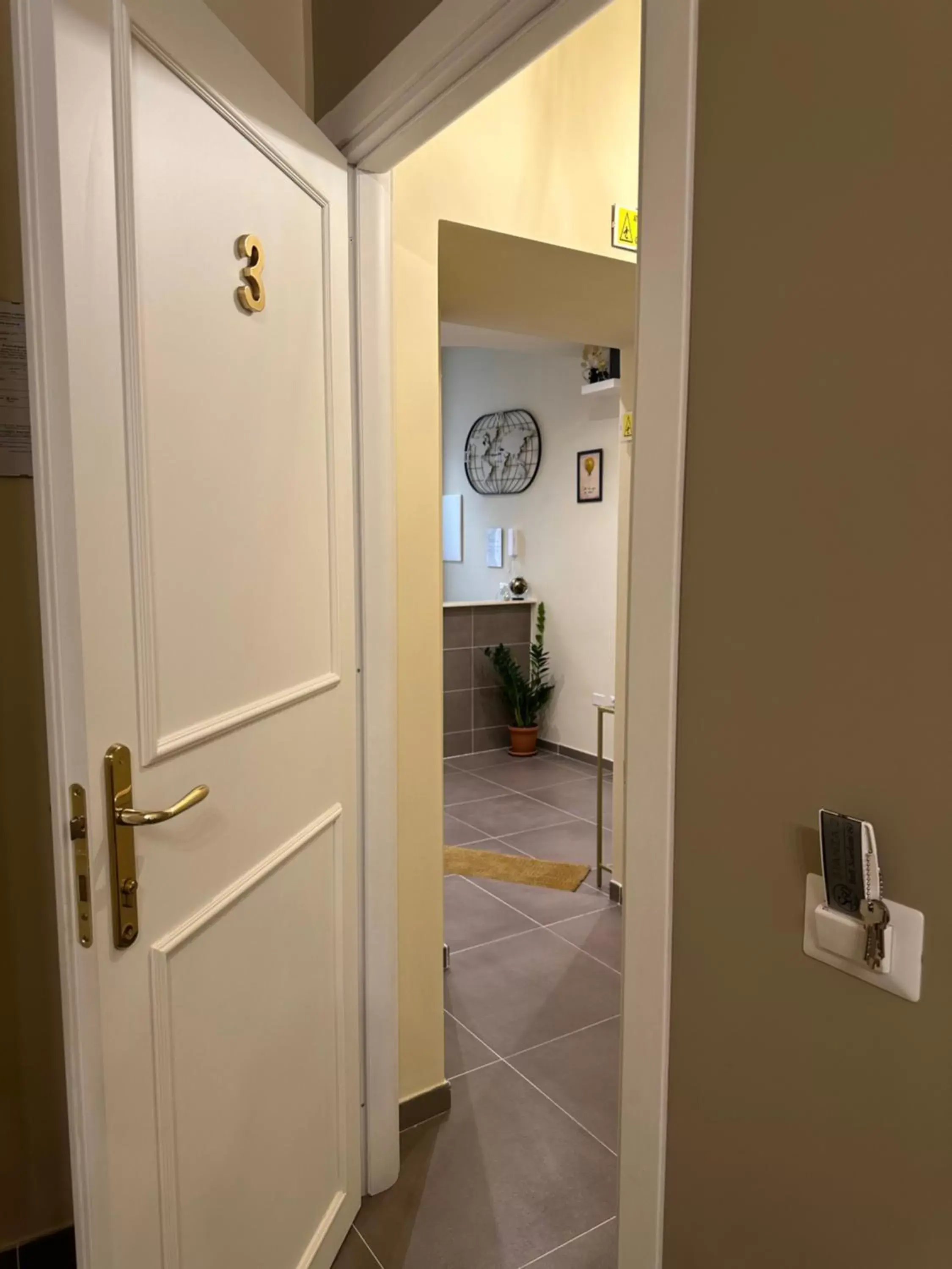 Superior Triple Room in B&B Scarlatti 60 Superior Triple Room in B&B Scarlatti 60