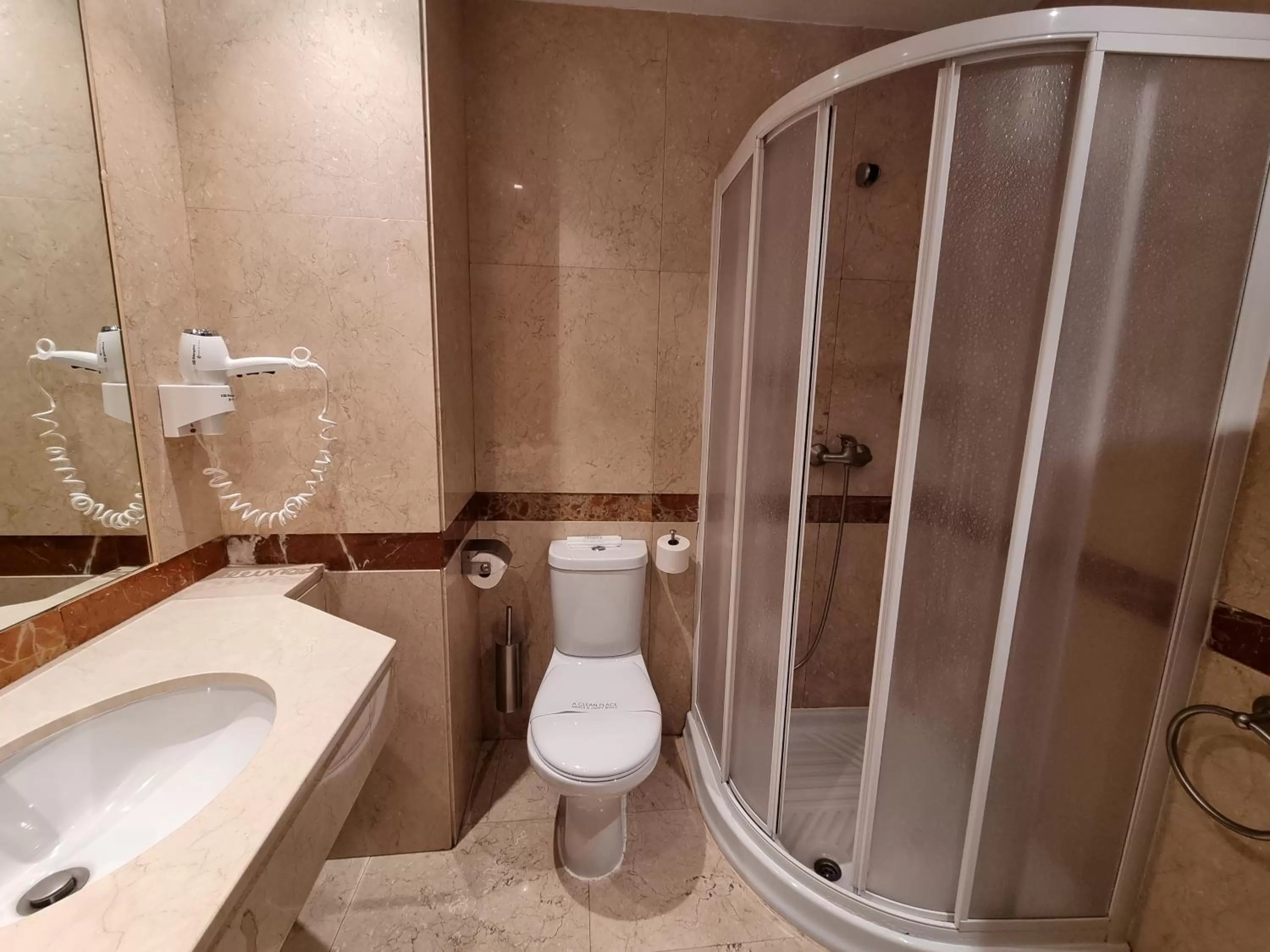 Property building in Hotel Gran Legazpi