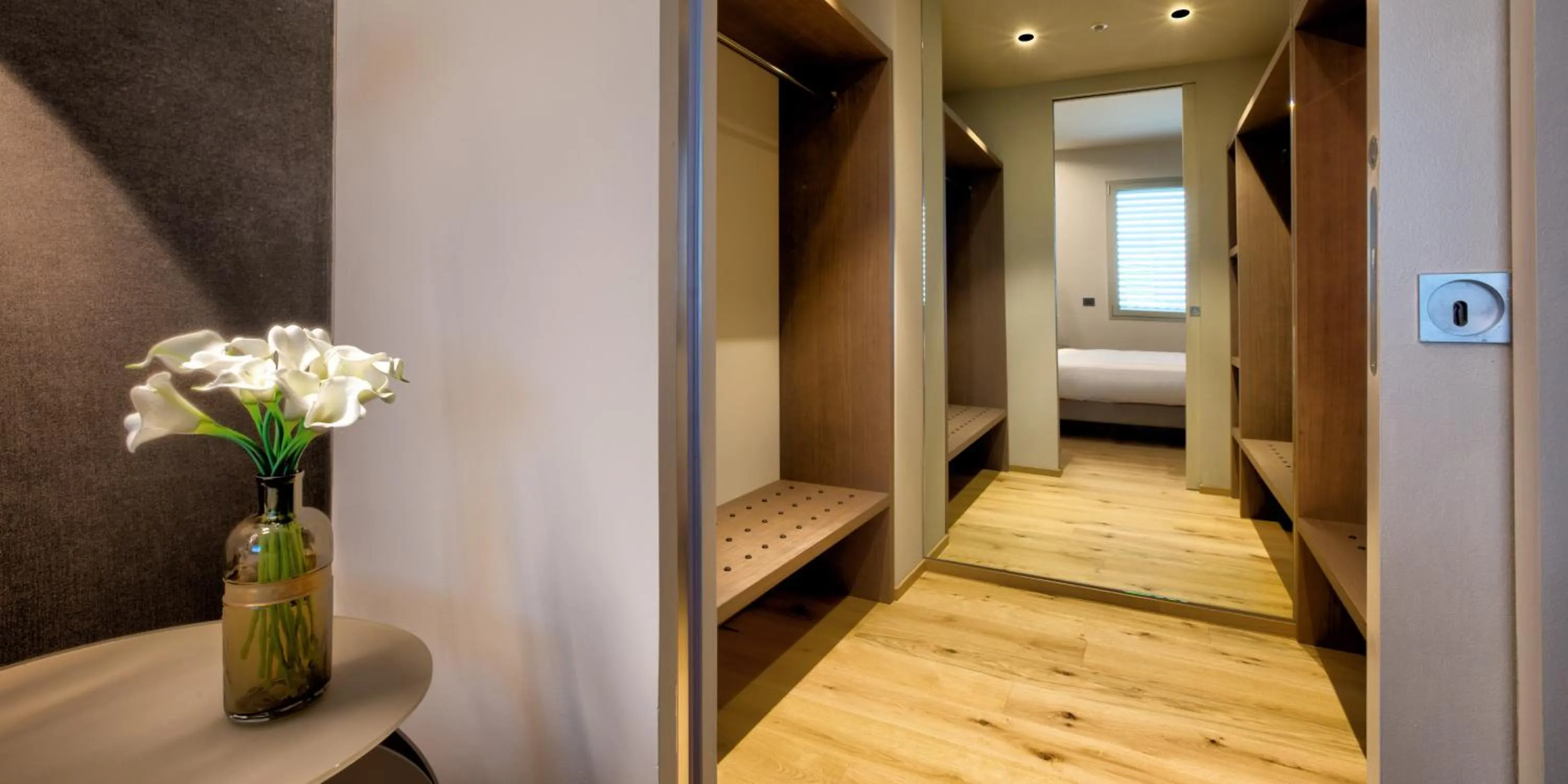 Other, Bed in Hotel The Cube