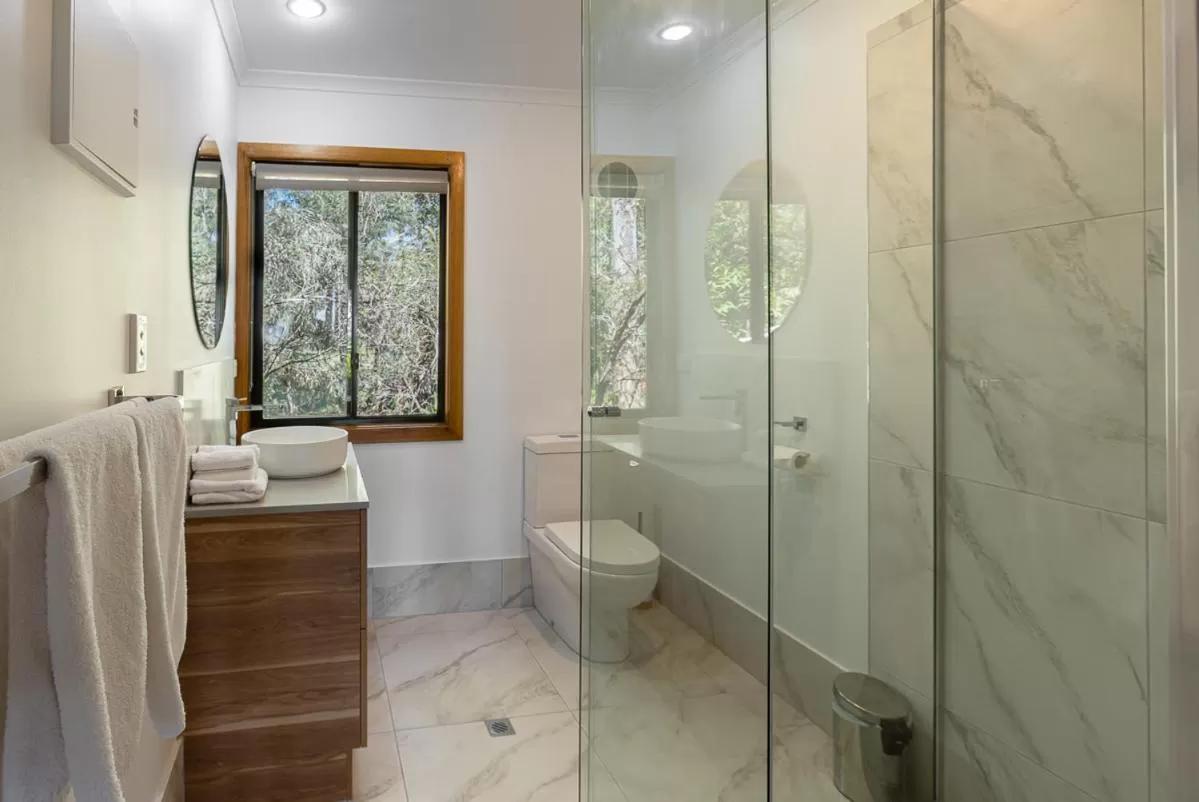 Lake Weyba Cottages Noosa