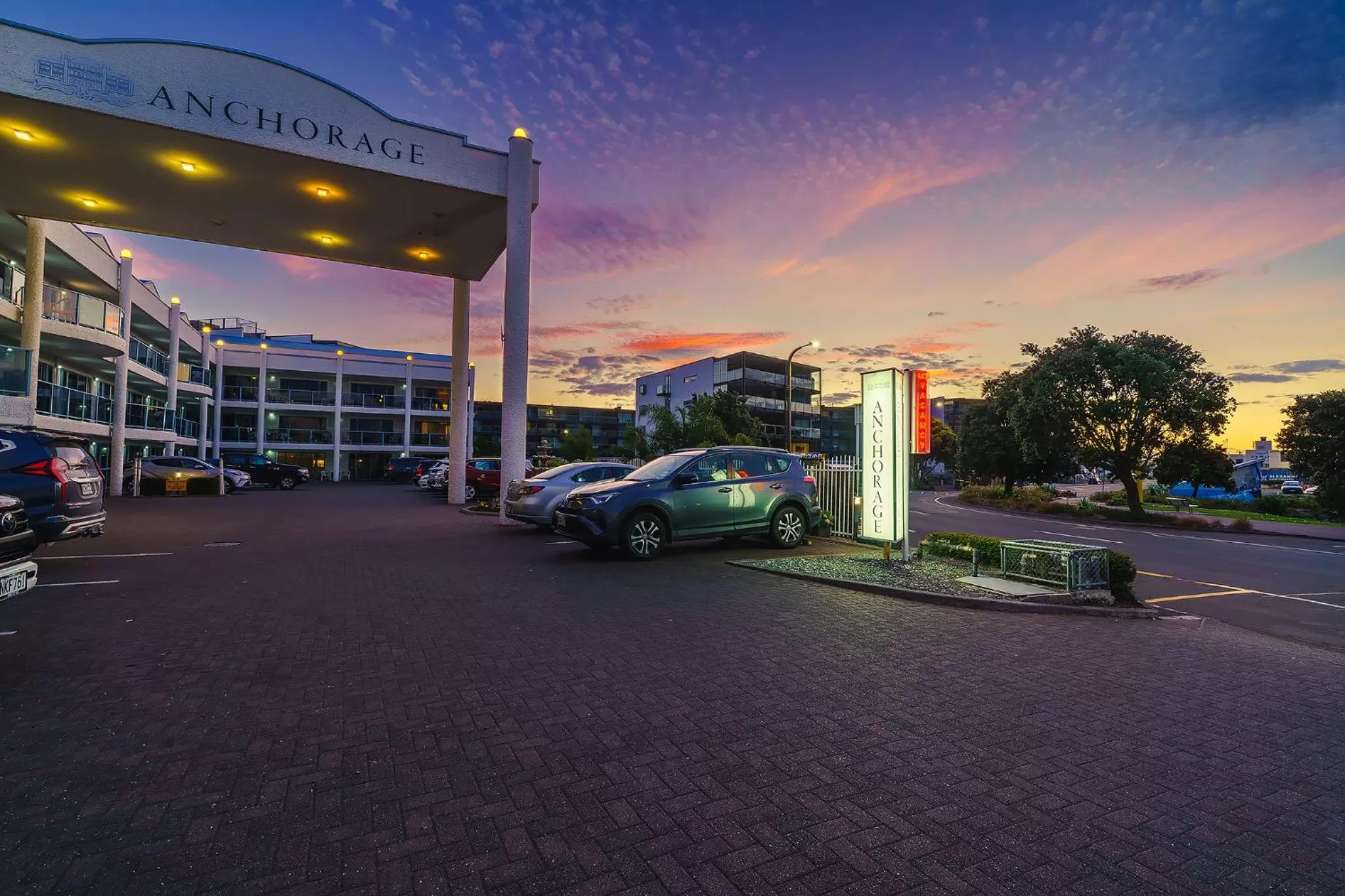 Property building in Anchorage Motor Lodge