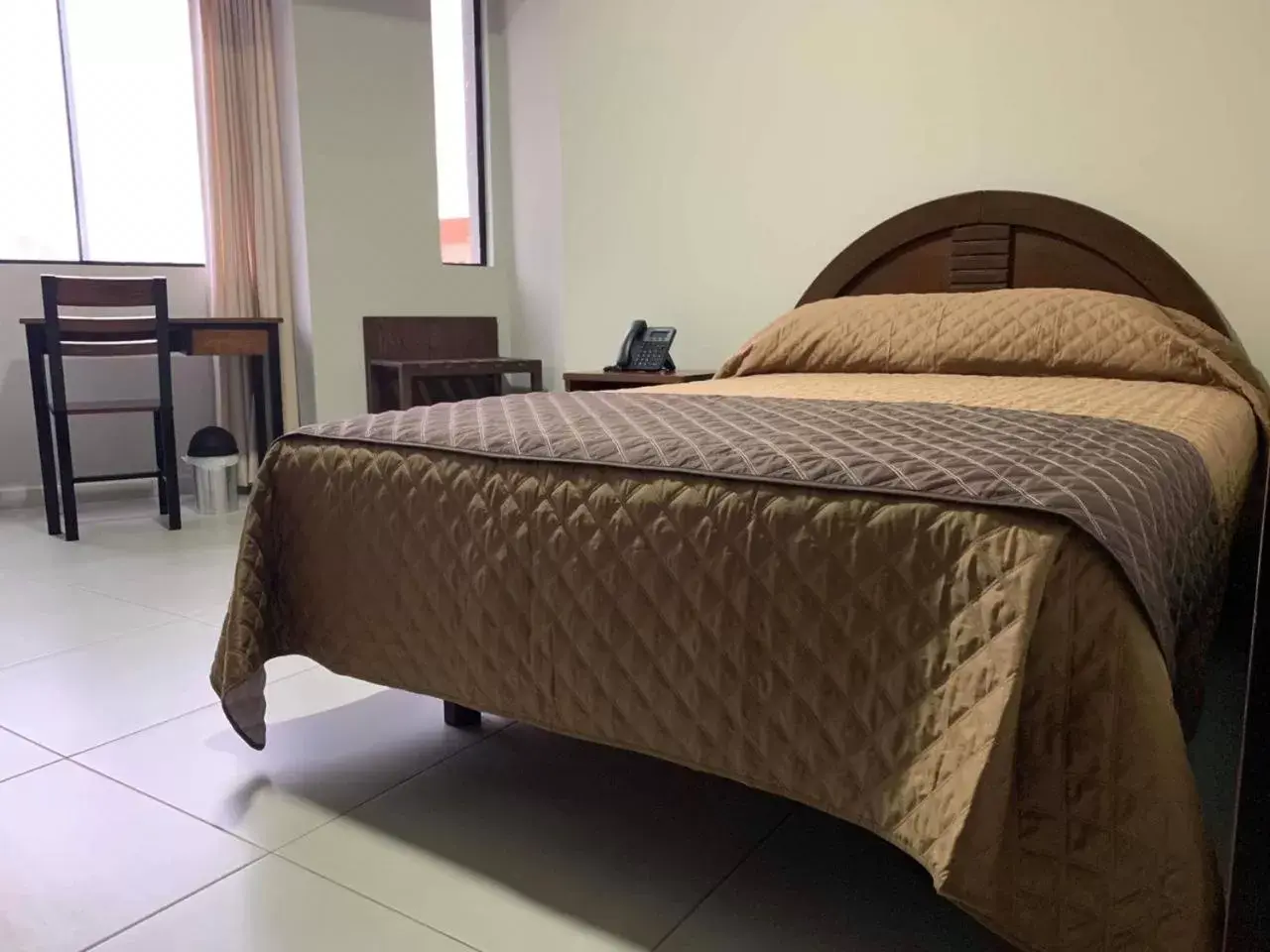 Standard Queen Room in AH Hotel Standard Queen Room in AH Hotel