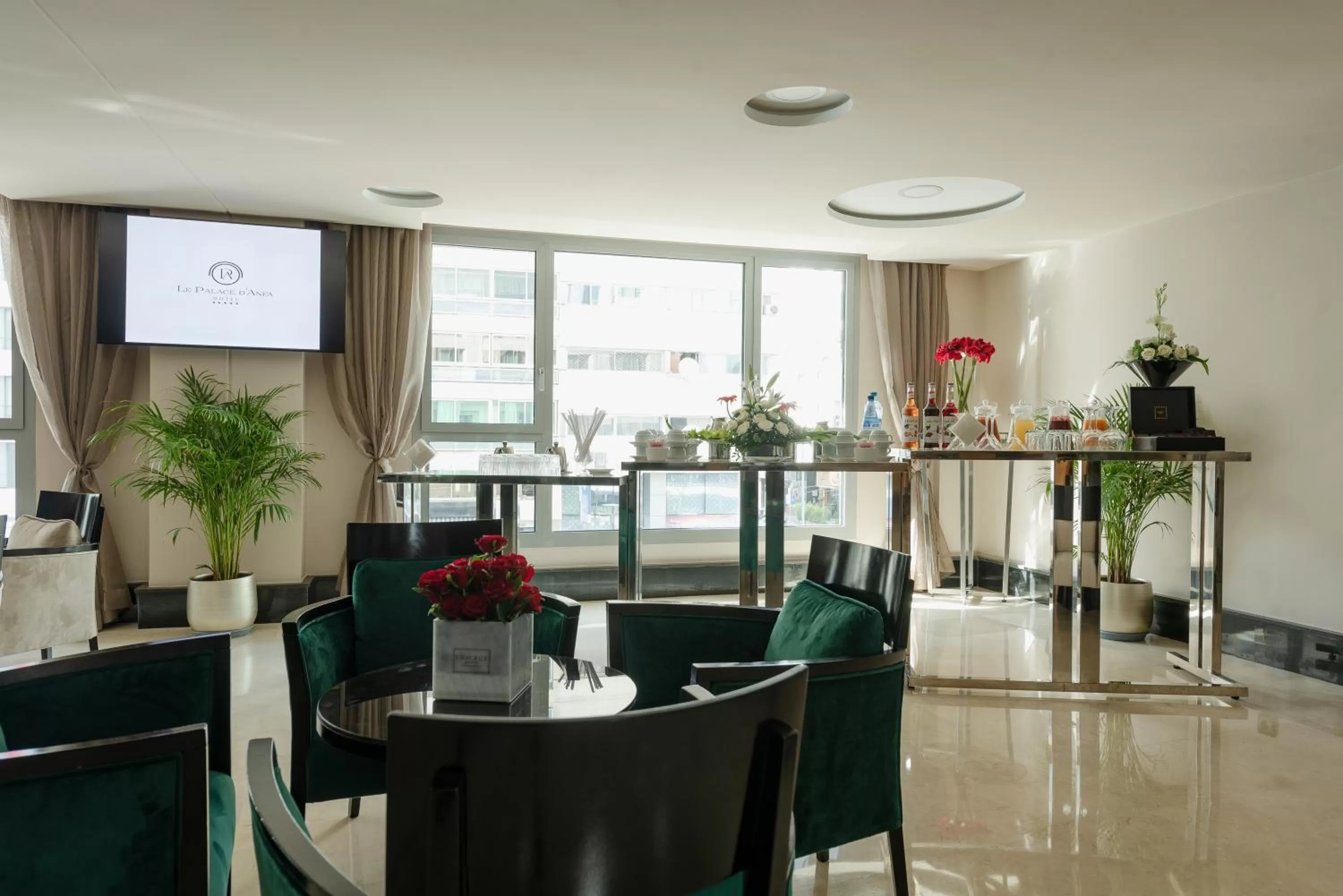 Business facilities in Le Palace d'Anfa