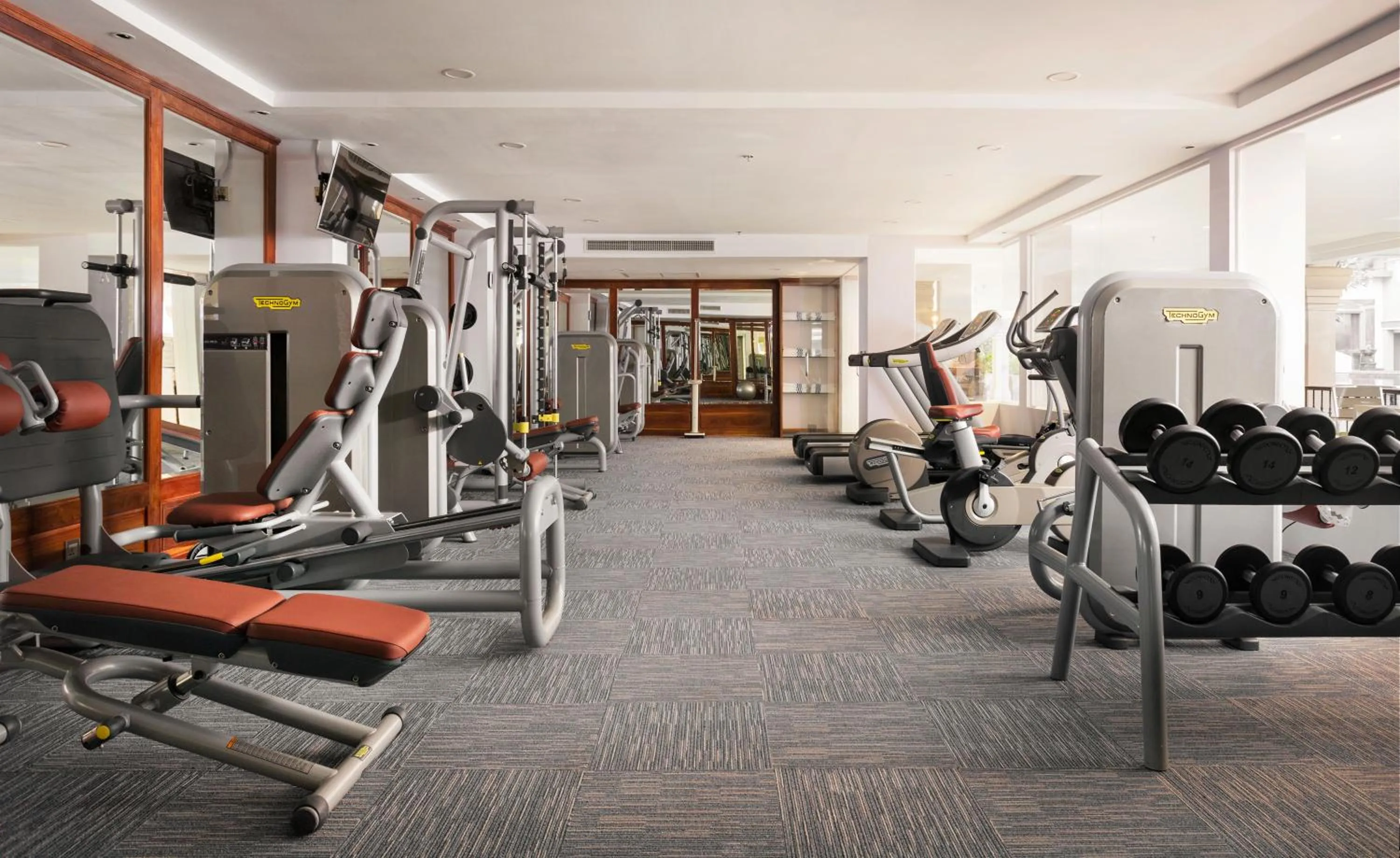 Fitness centre/facilities in J7 Angkor Hotel