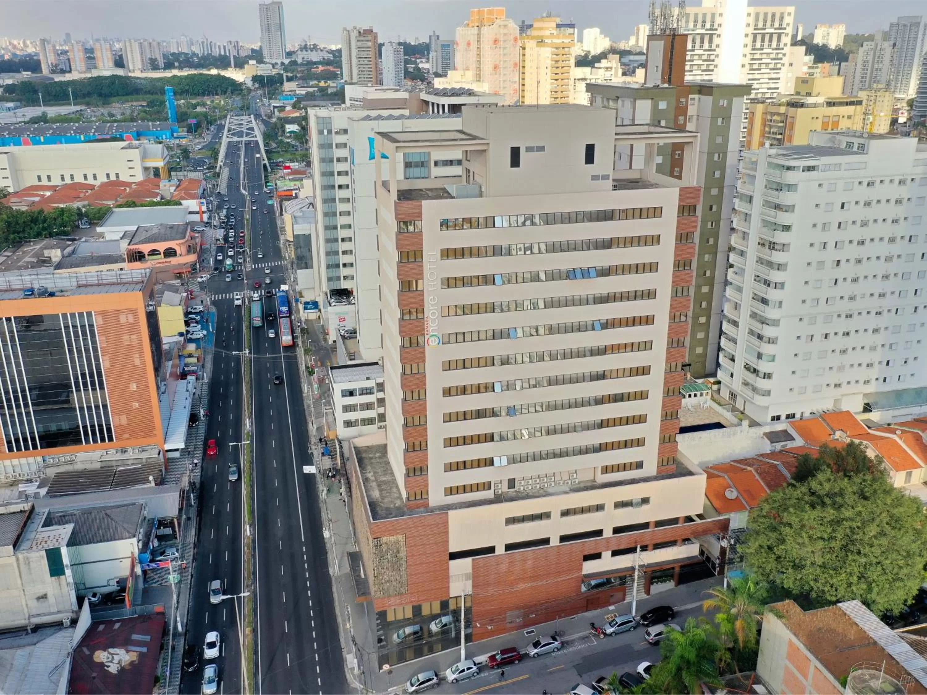 Bird's eye view in Ramada Encore by Wyndham São Paulo Osasco